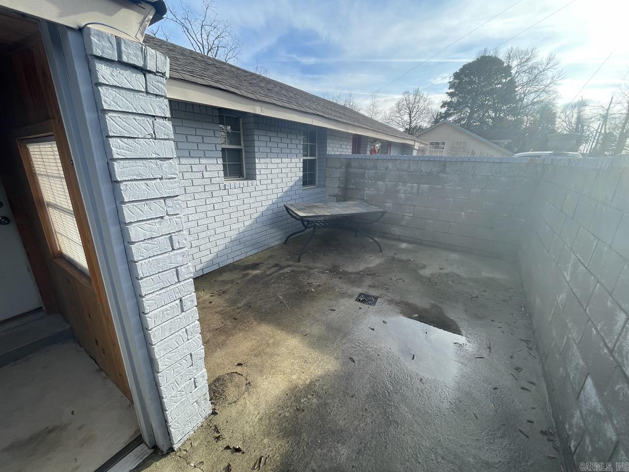 Mayflower - Residential Lease