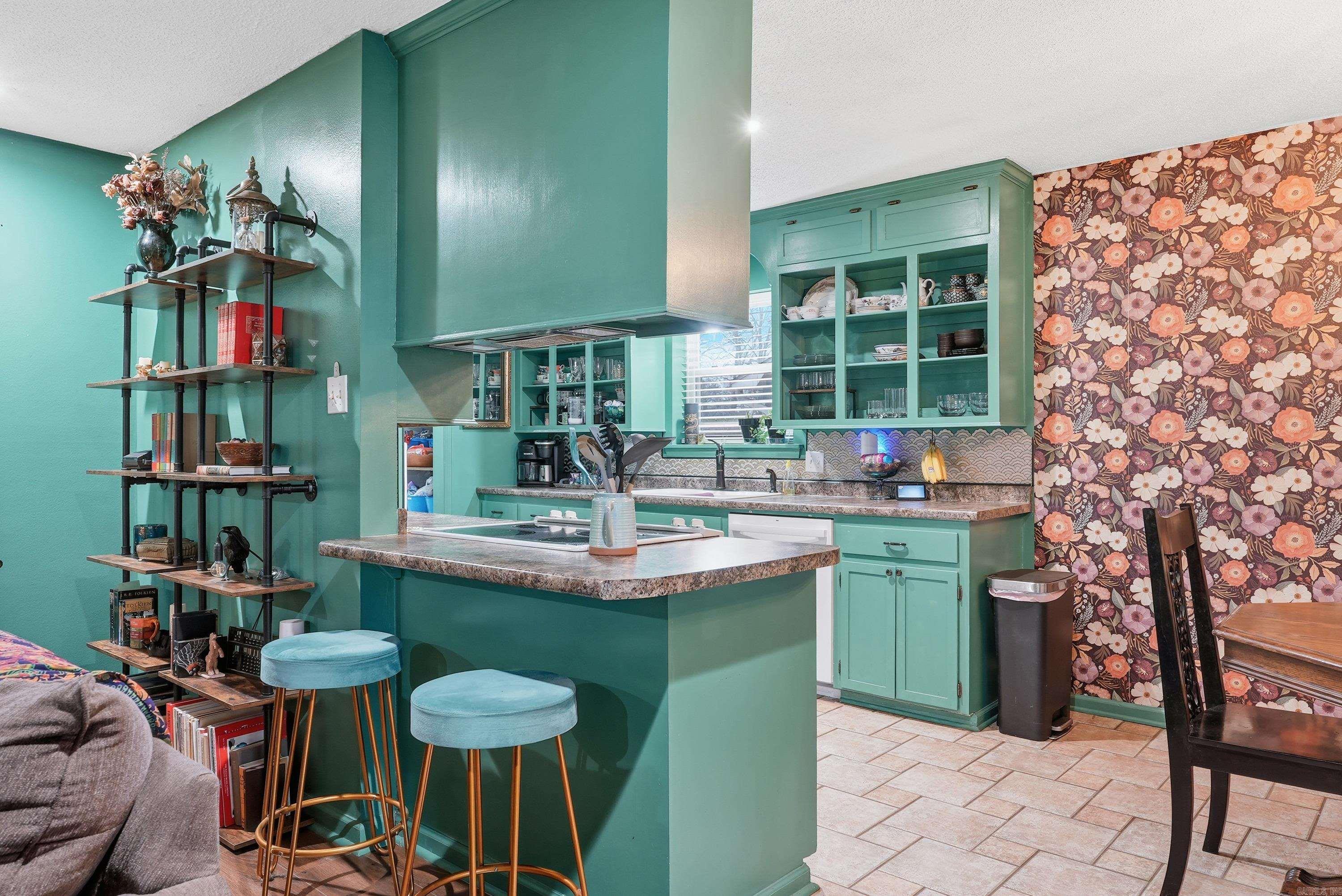 Smoking Oaks - Residential