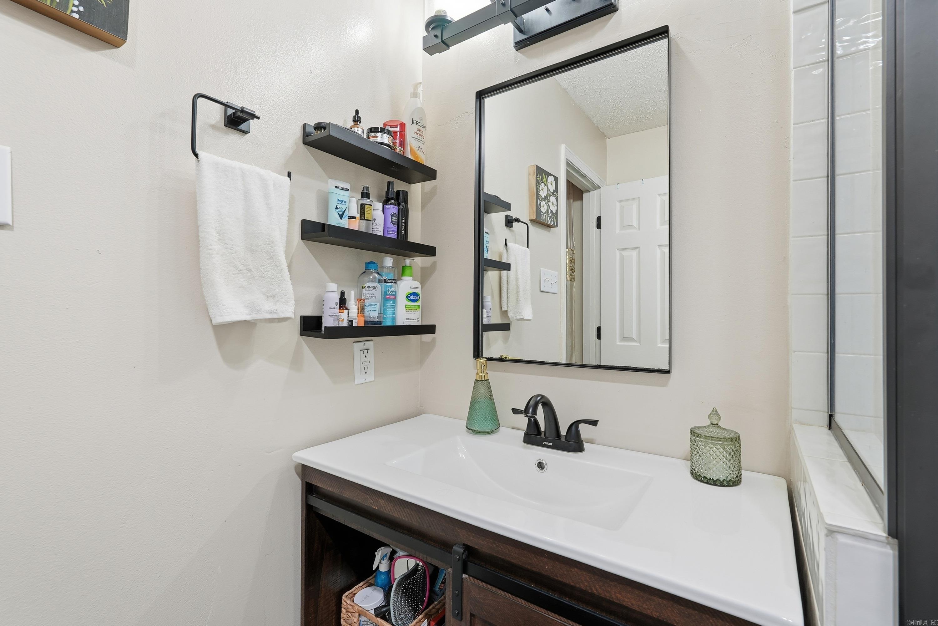 Smoking Oaks - Residential