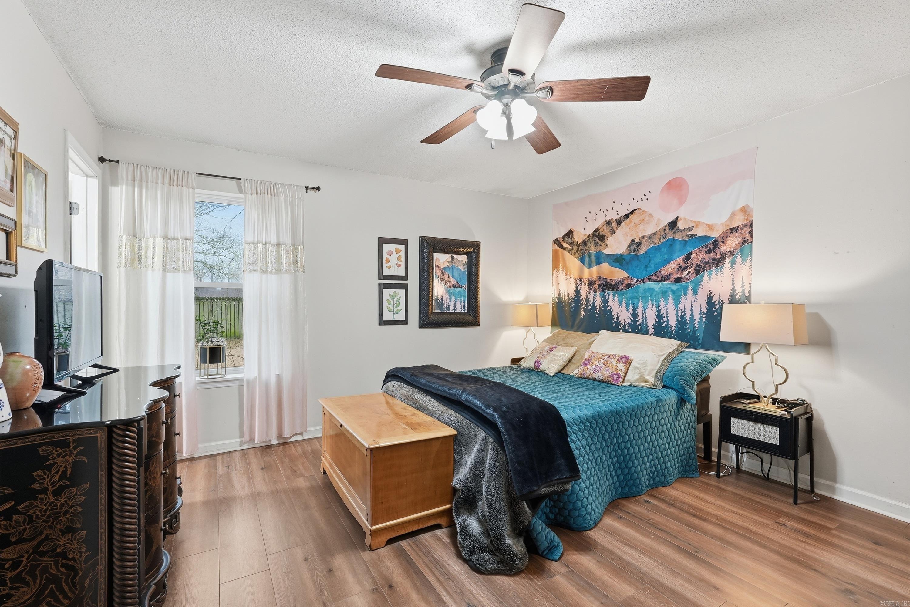 Smoking Oaks - Residential