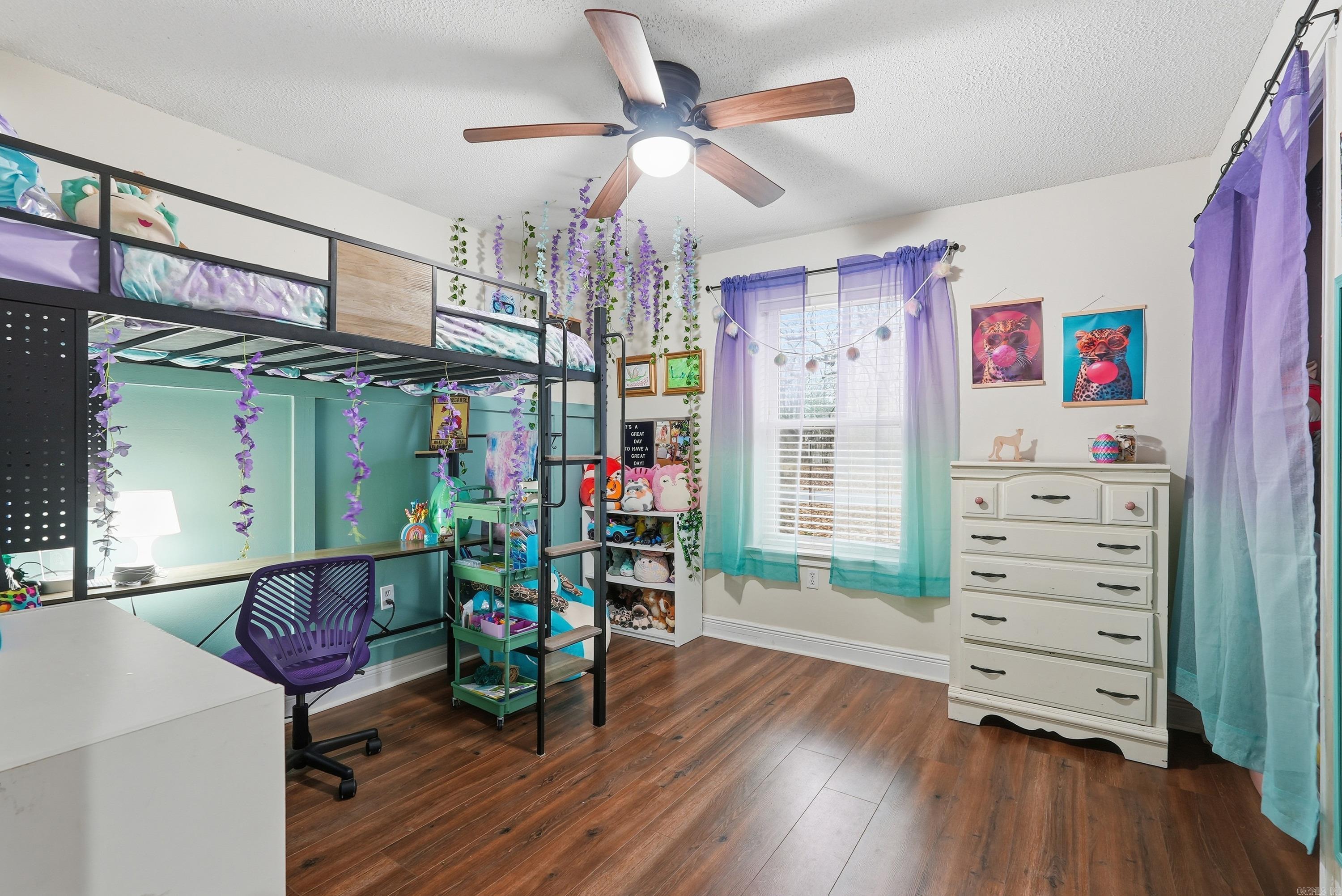 Smoking Oaks - Residential