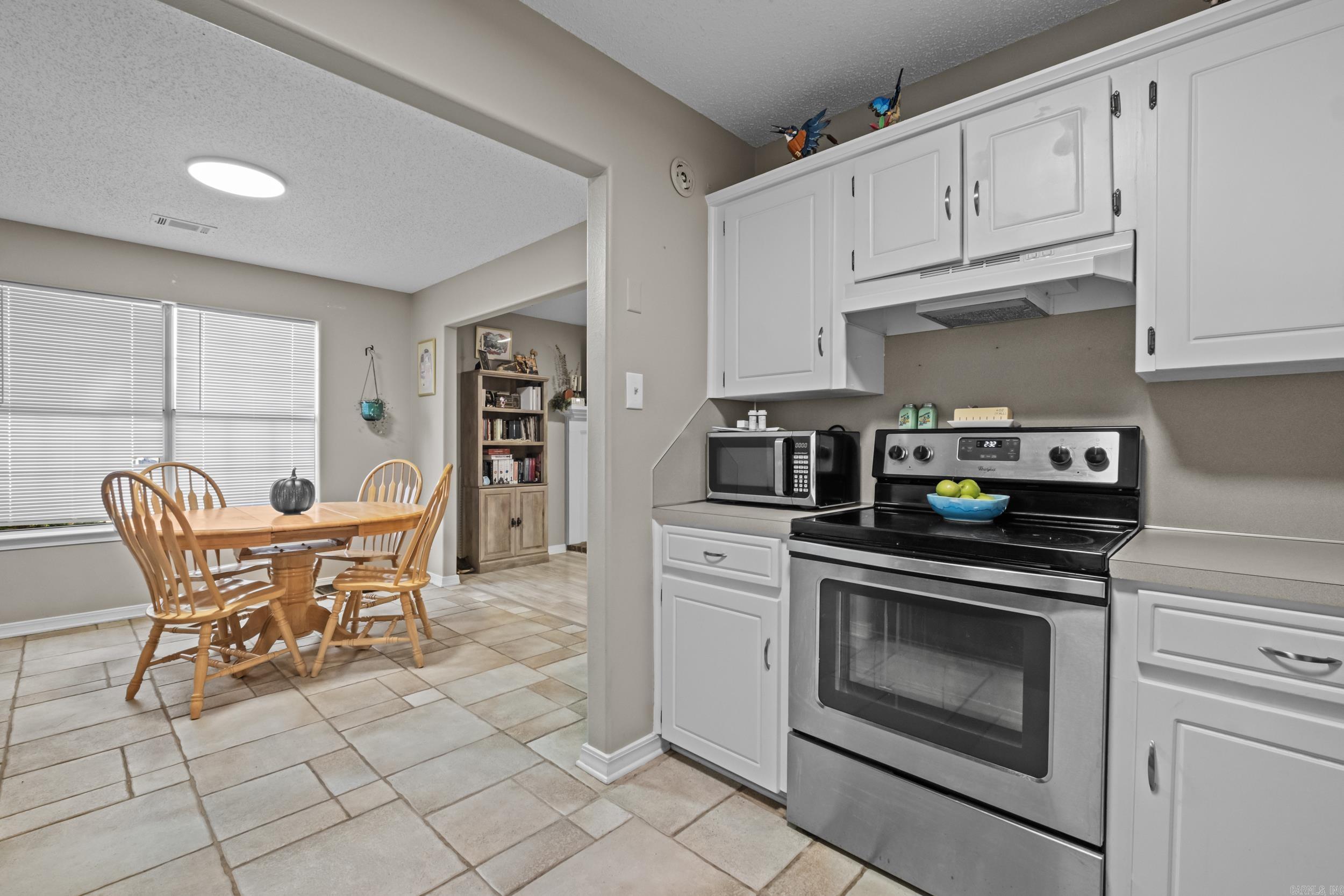 DEERFIELD ESTATES - Residential