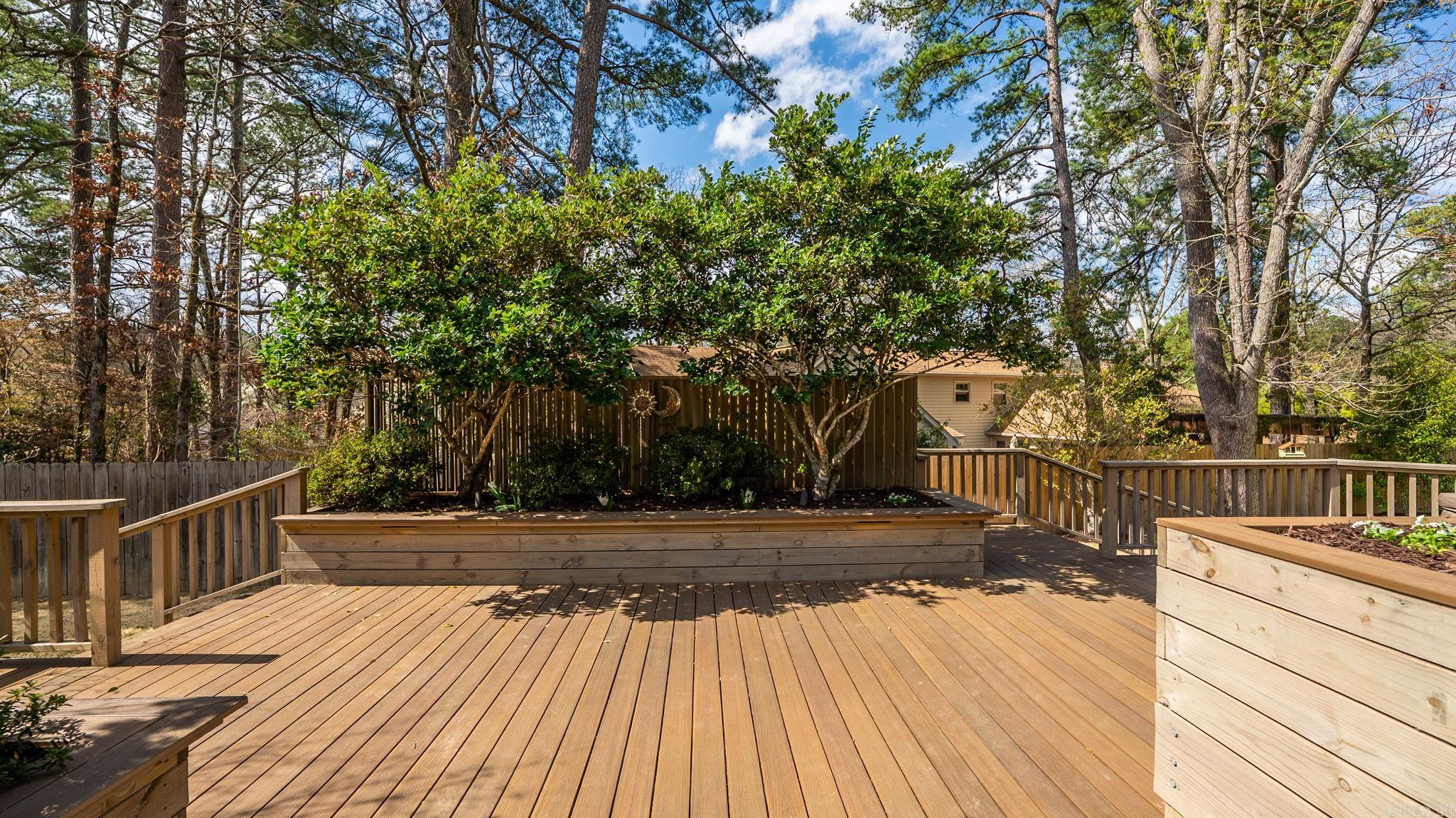 LONGLEA - Residential