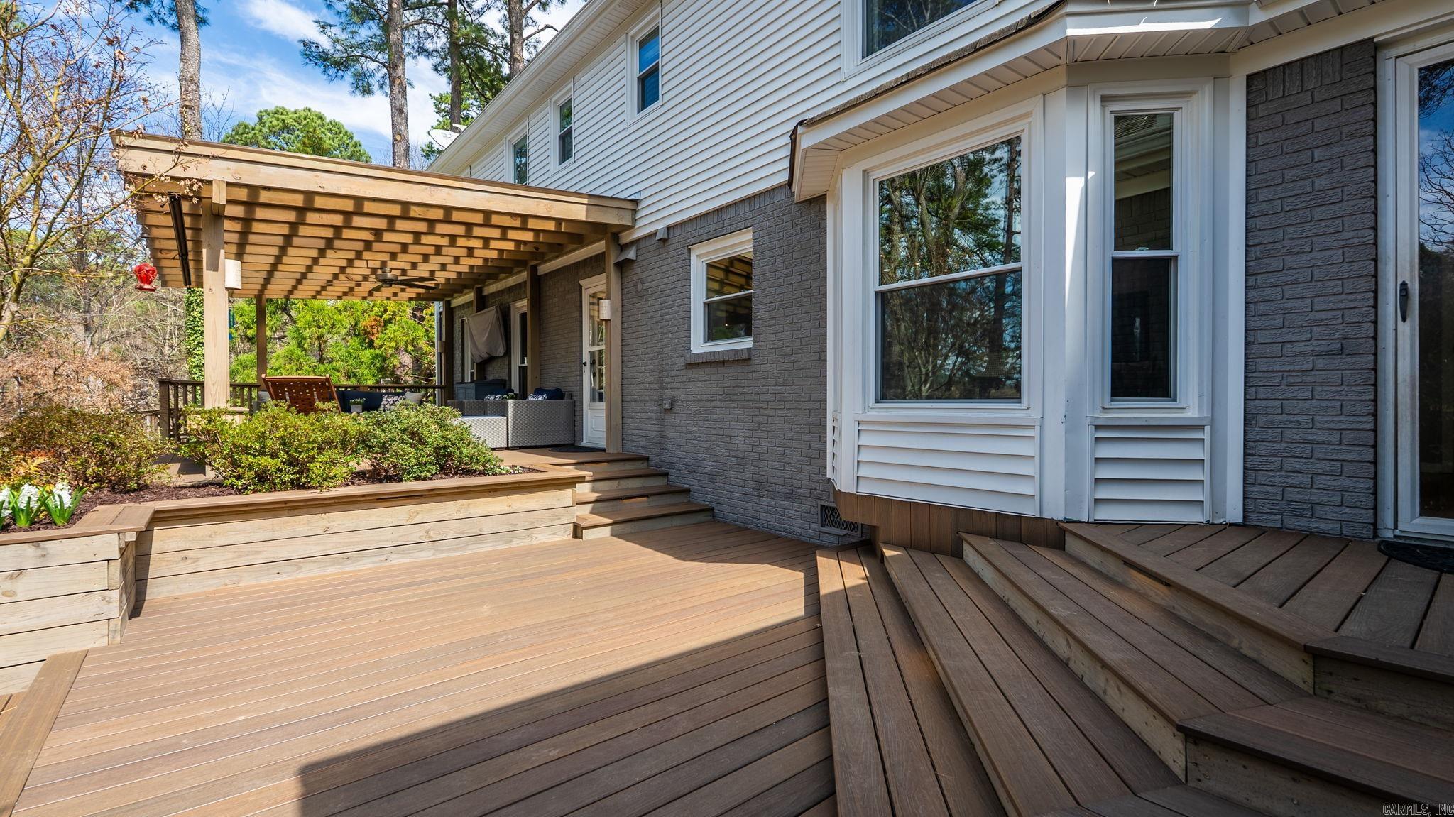 LONGLEA - Residential