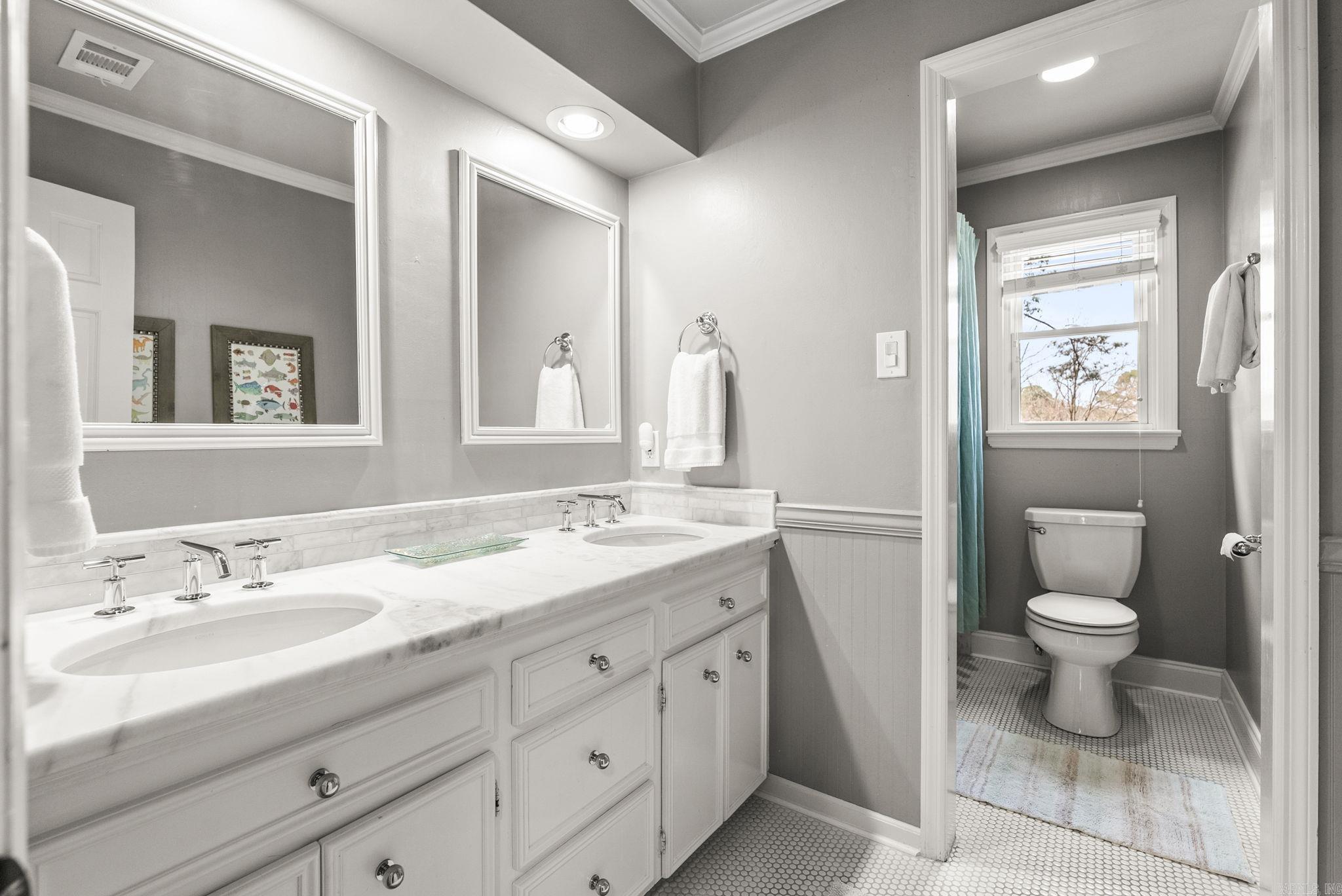 LONGLEA - Residential