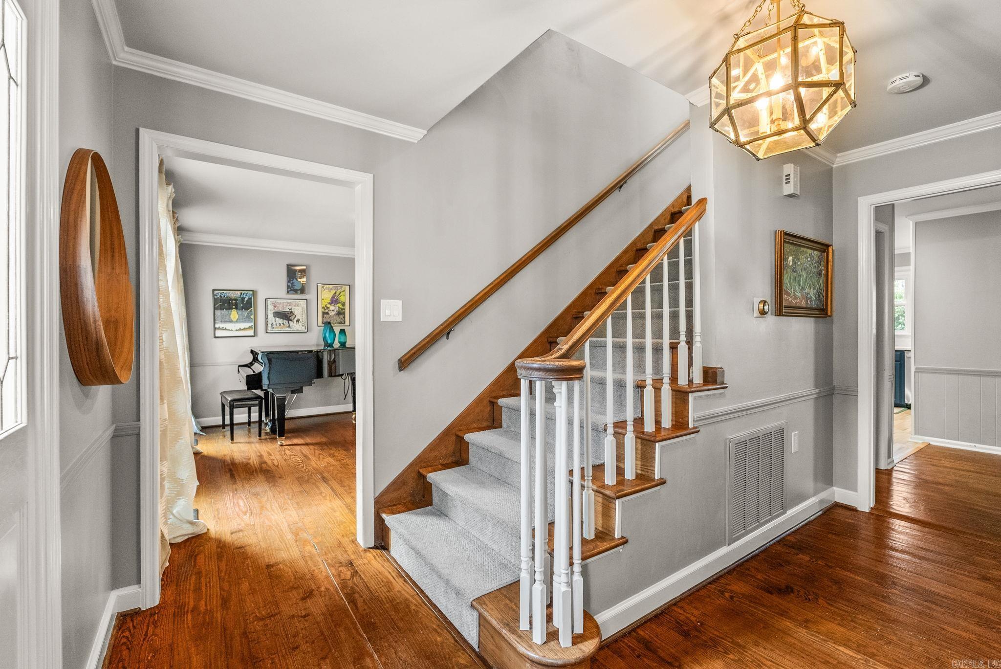 LONGLEA - Residential