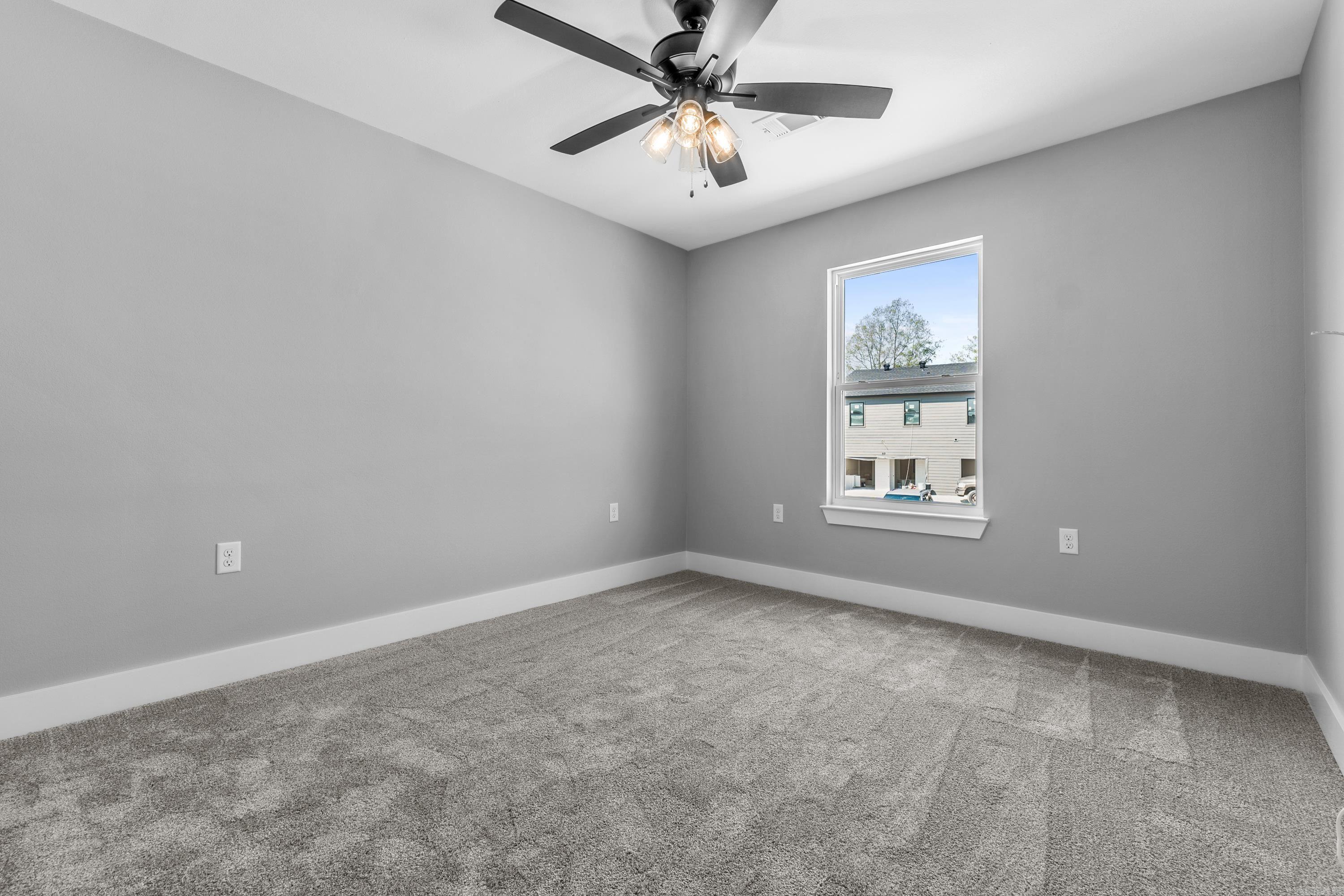 ISABELLE COURT - Residential