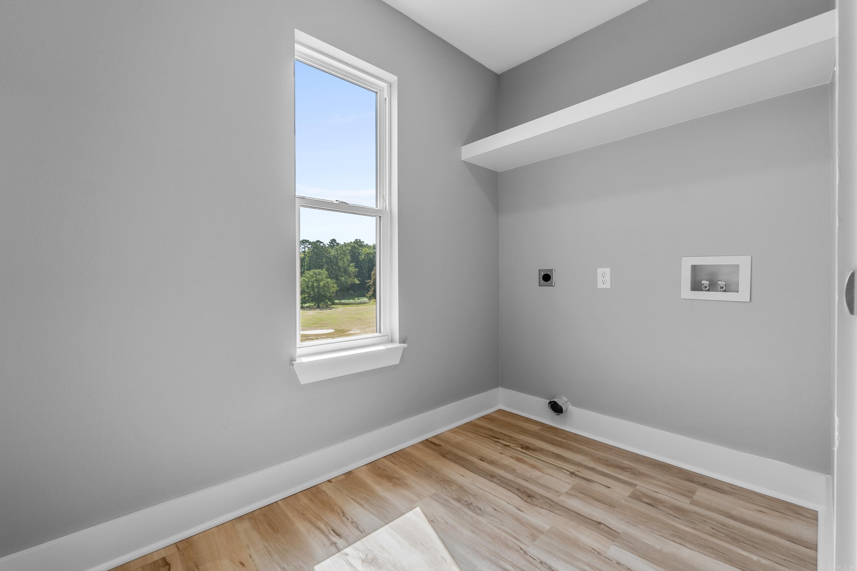 ISABELLE COURT - Residential