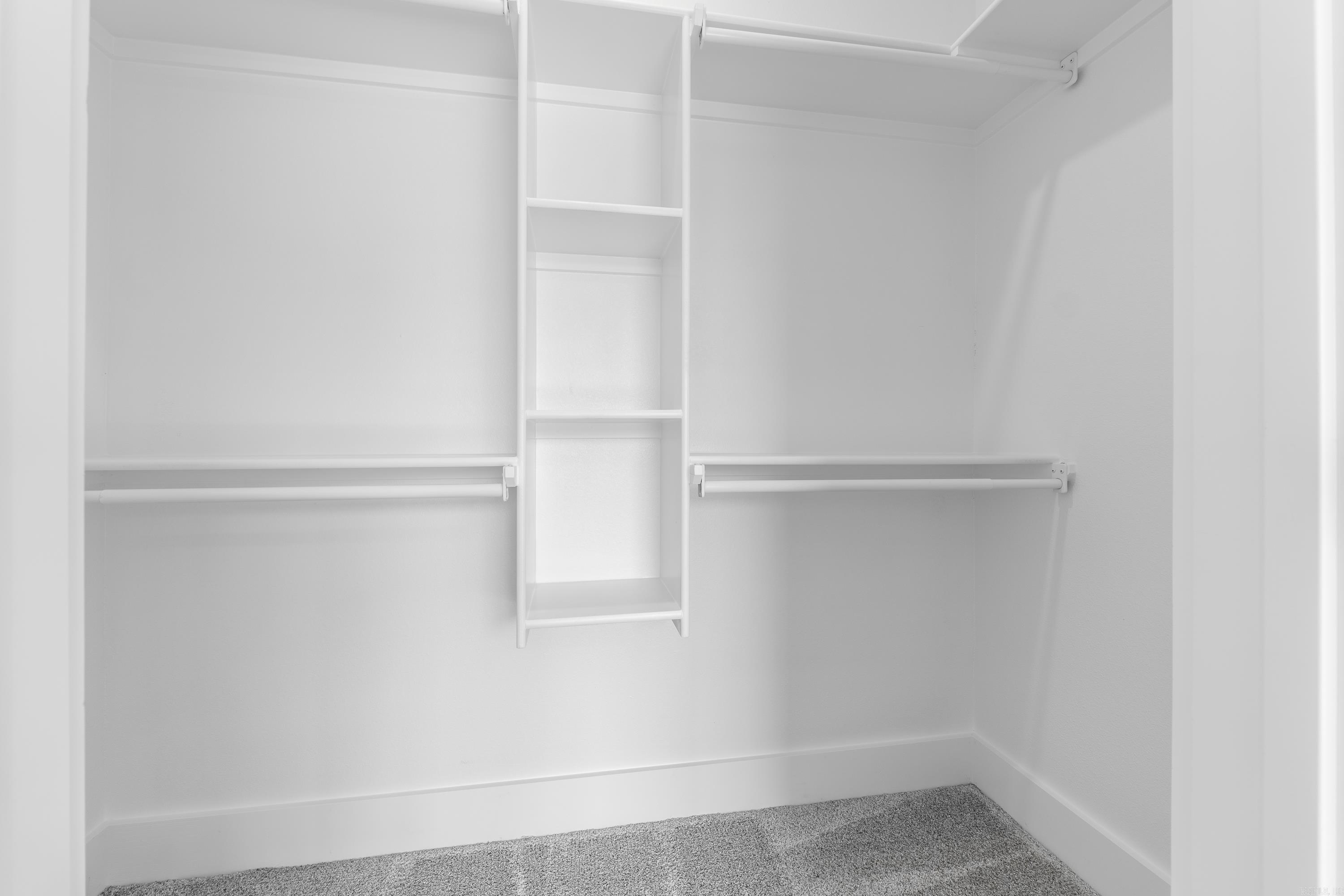 ISABELLE COURT - Residential