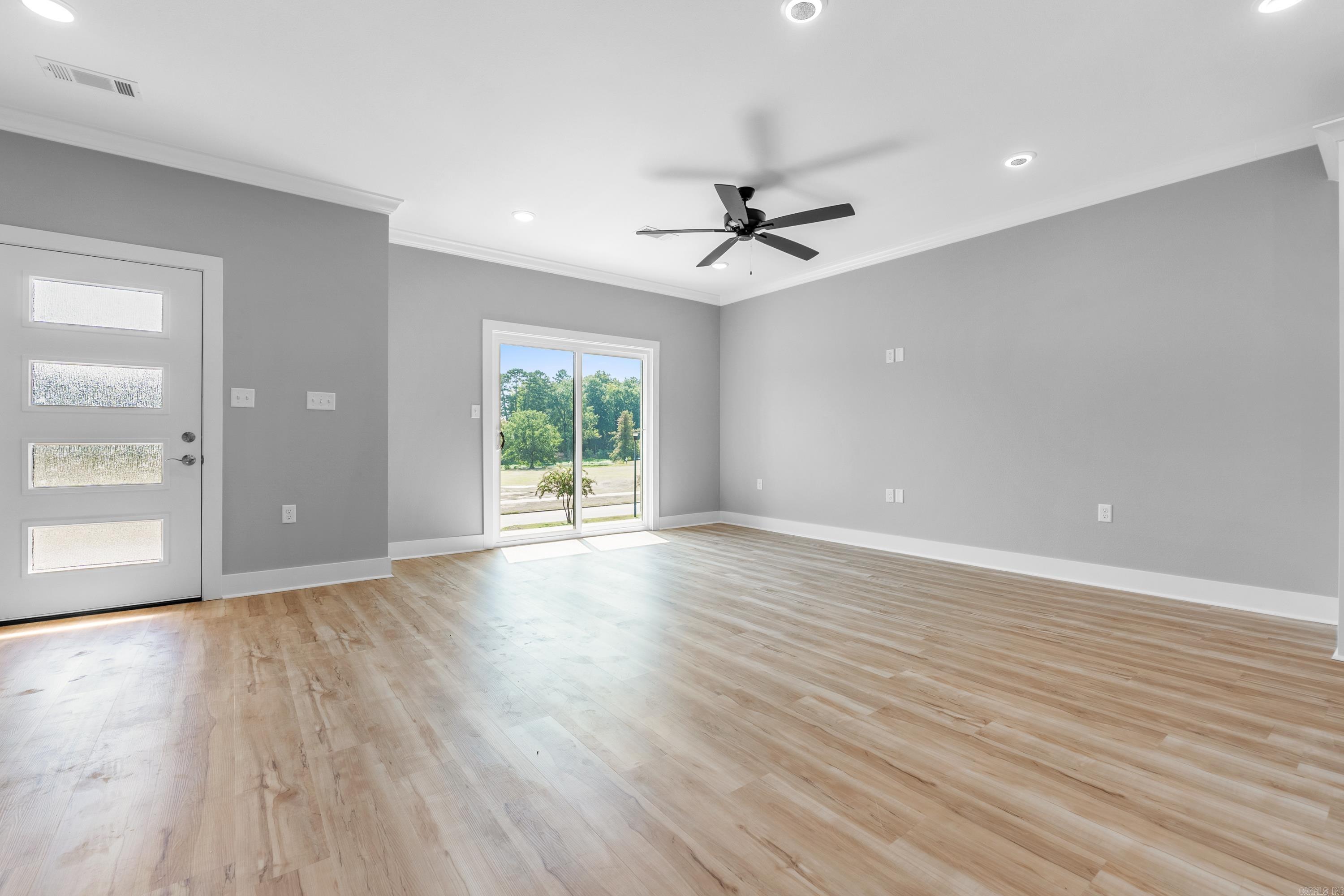 ISABELLE COURT - Residential