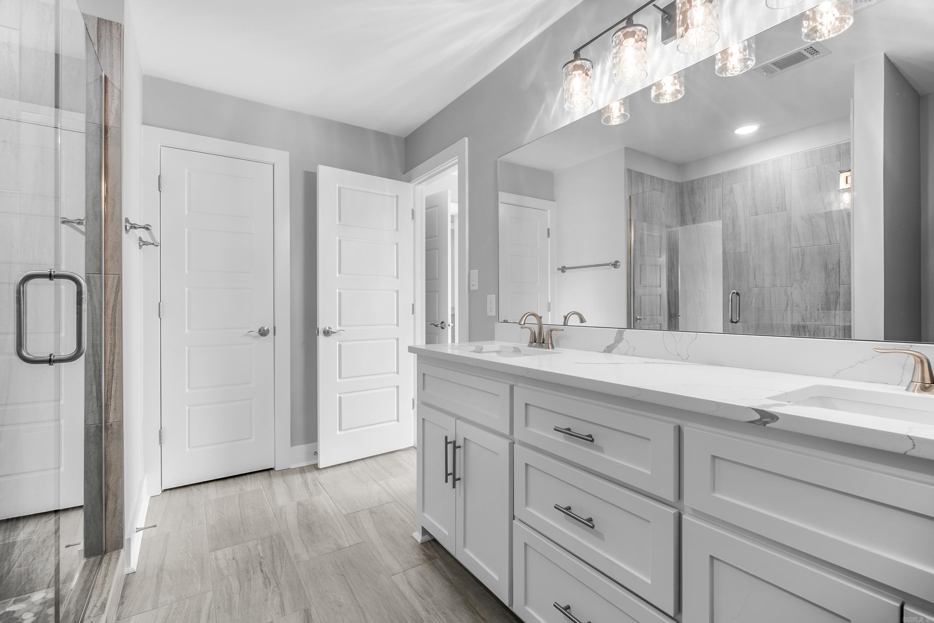 ISABELLE COURT - Residential