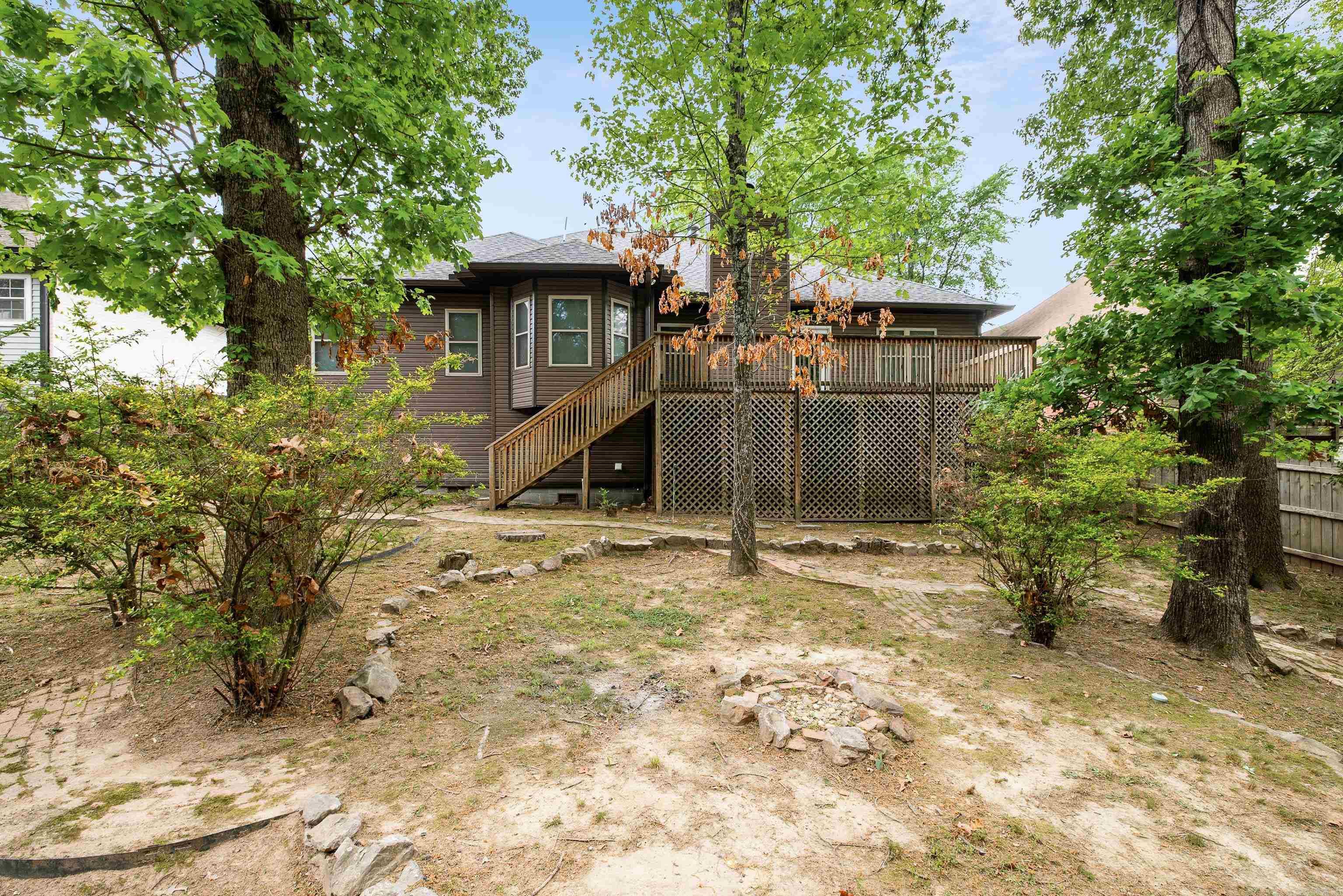 WESTBURY - Residential