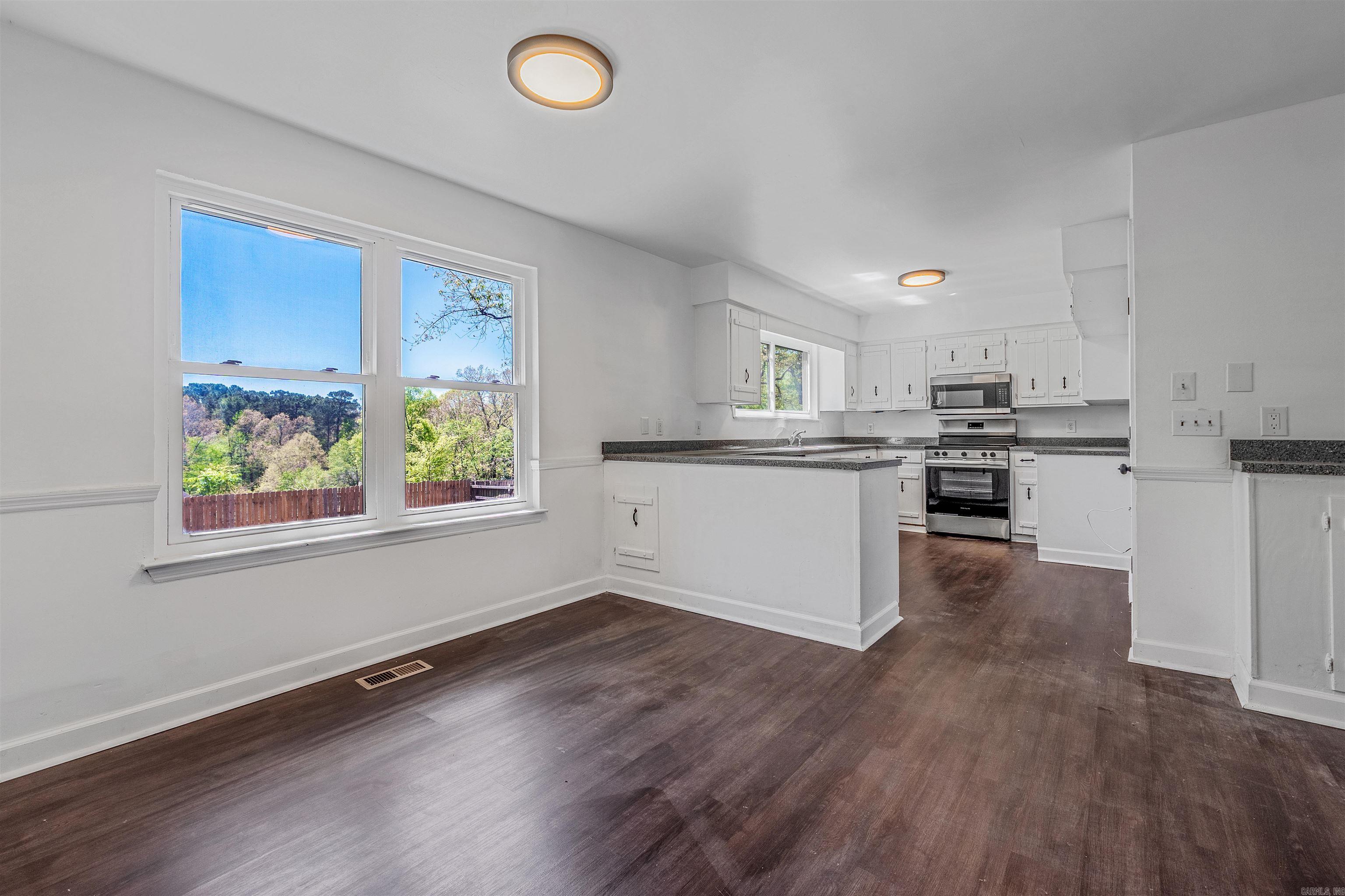 OTTER CREEK COMMUNITY - Residential