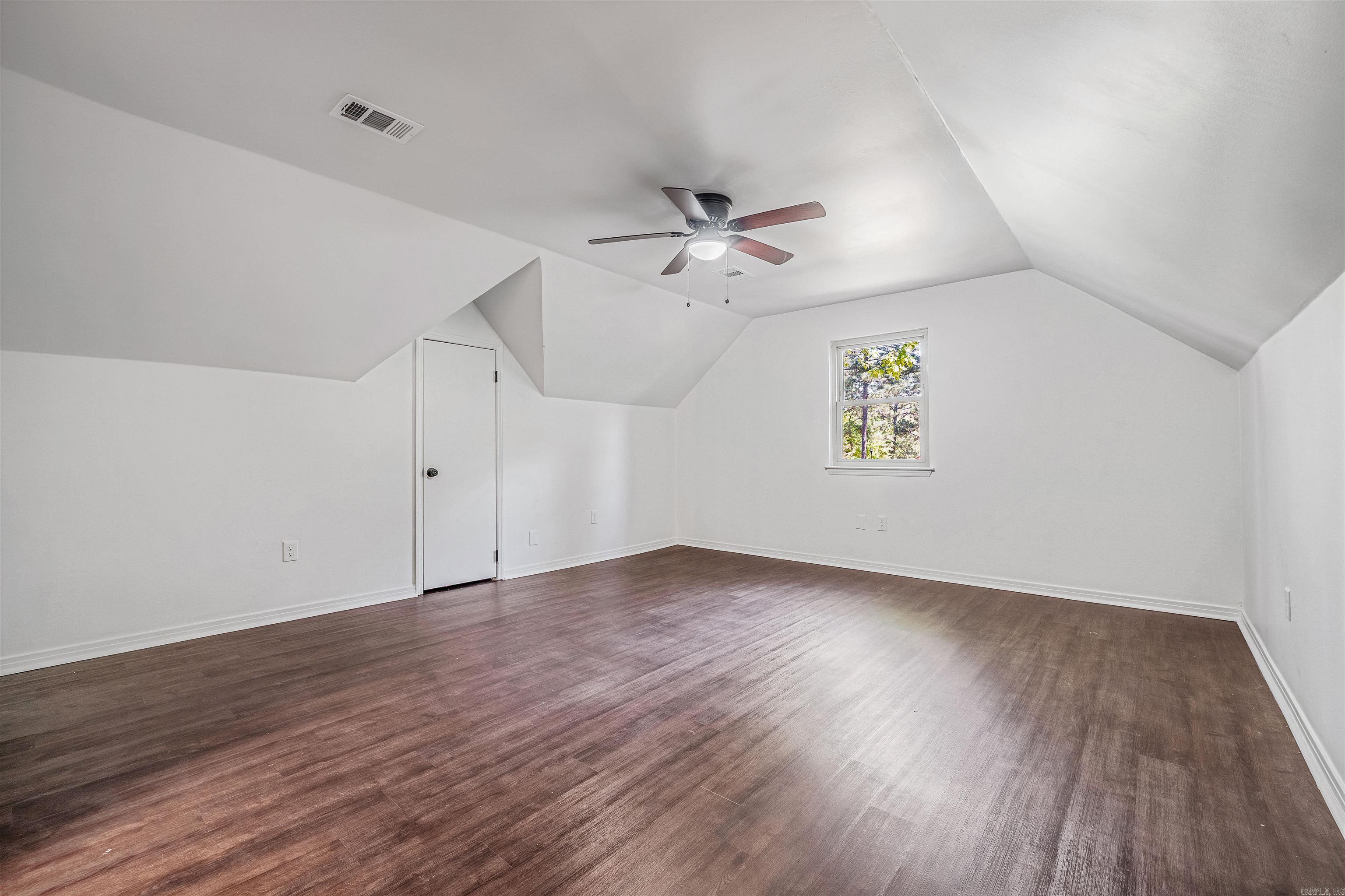 OTTER CREEK COMMUNITY - Residential