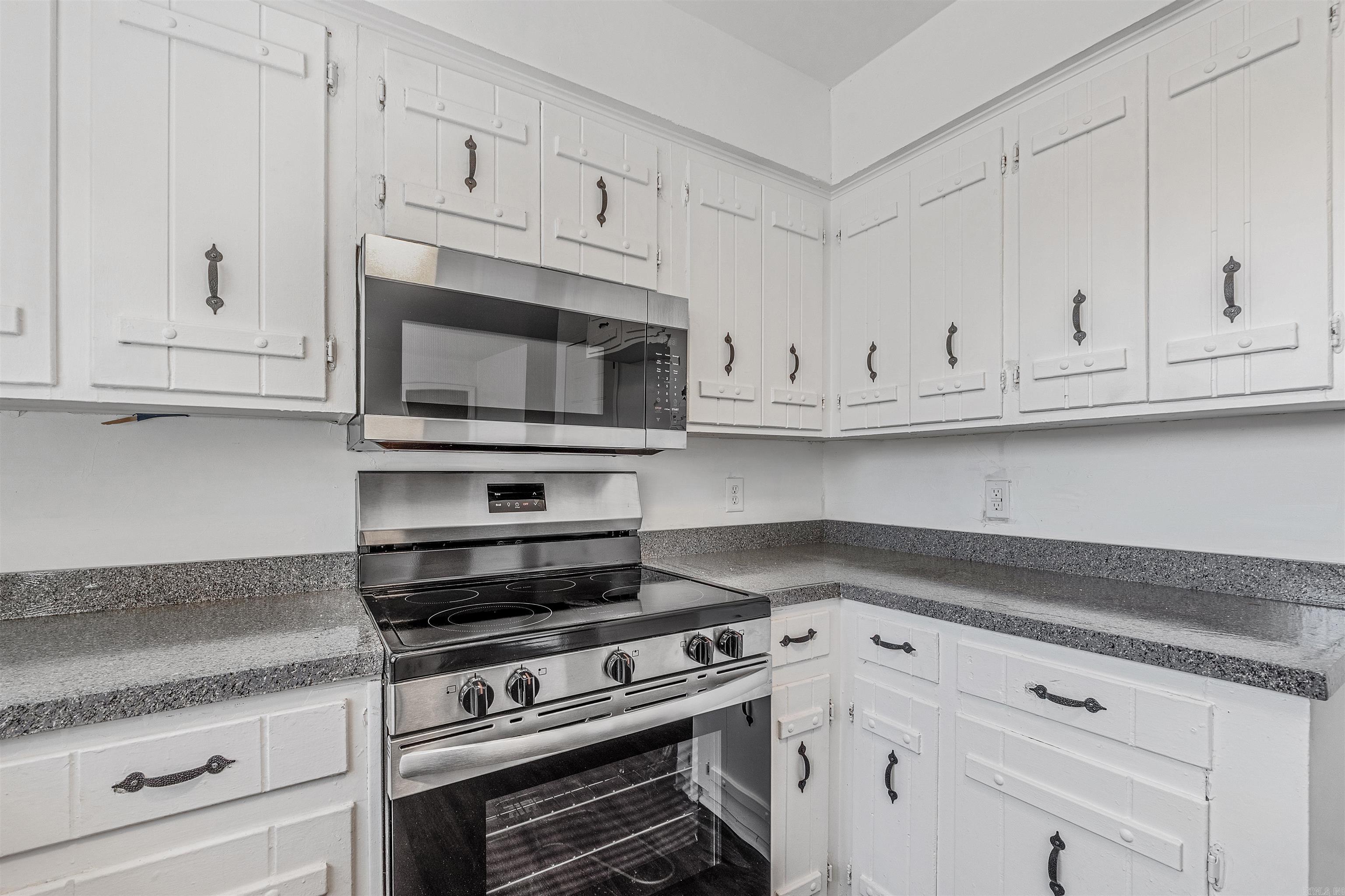 OTTER CREEK COMMUNITY - Residential