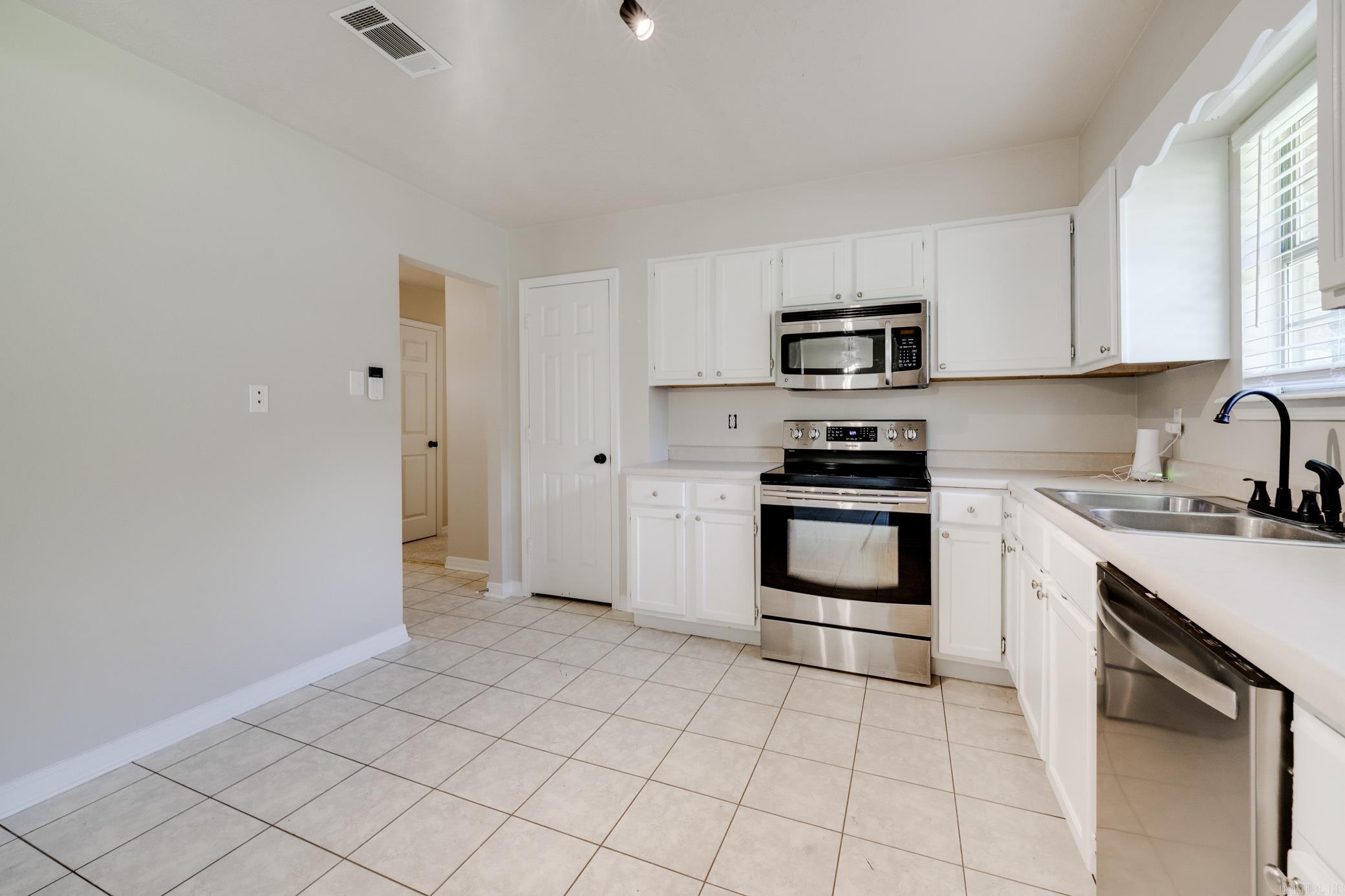 Cedar Oaks - Residential