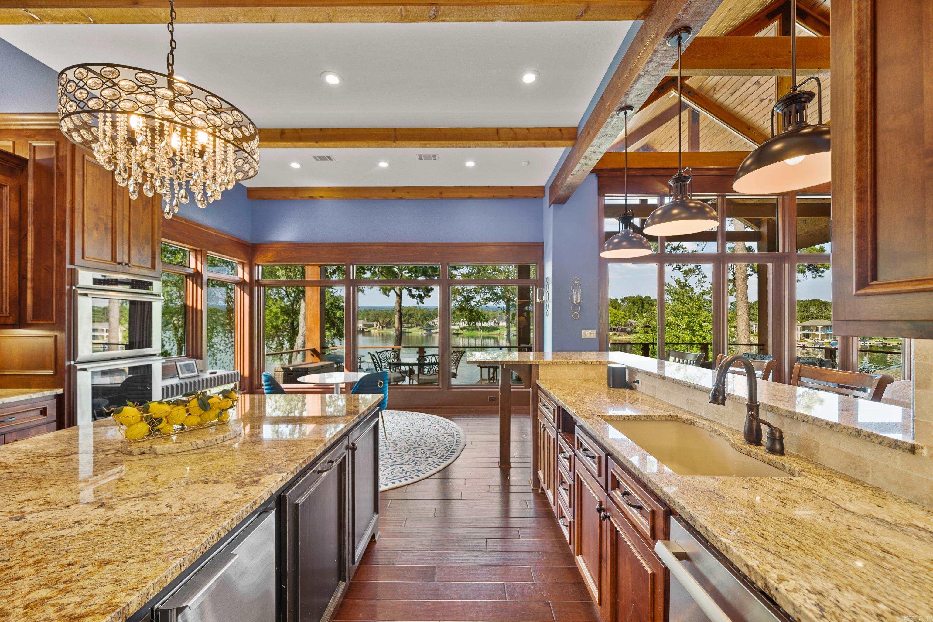 OAK SHORES ESTATES - Residential