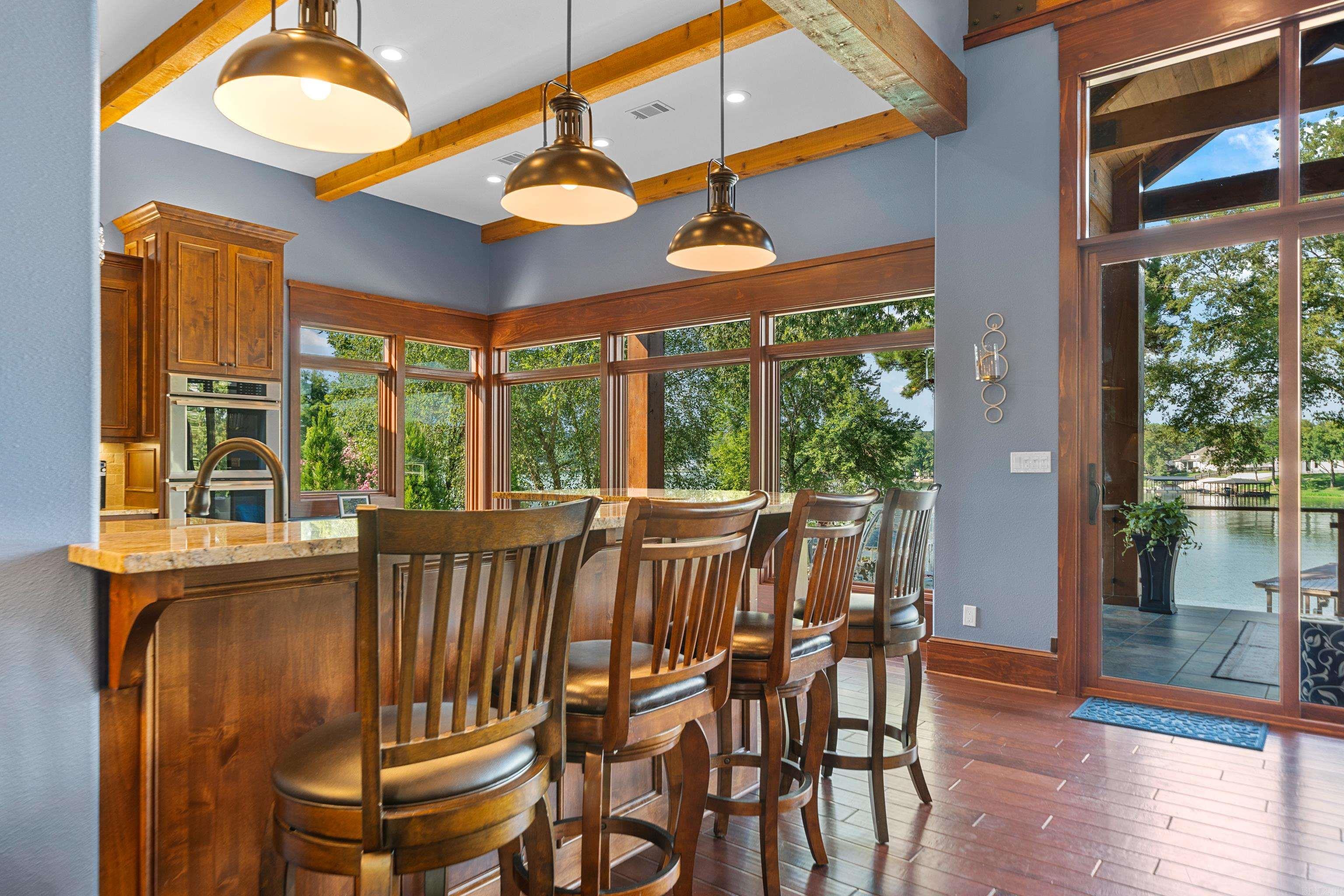 OAK SHORES ESTATES - Residential