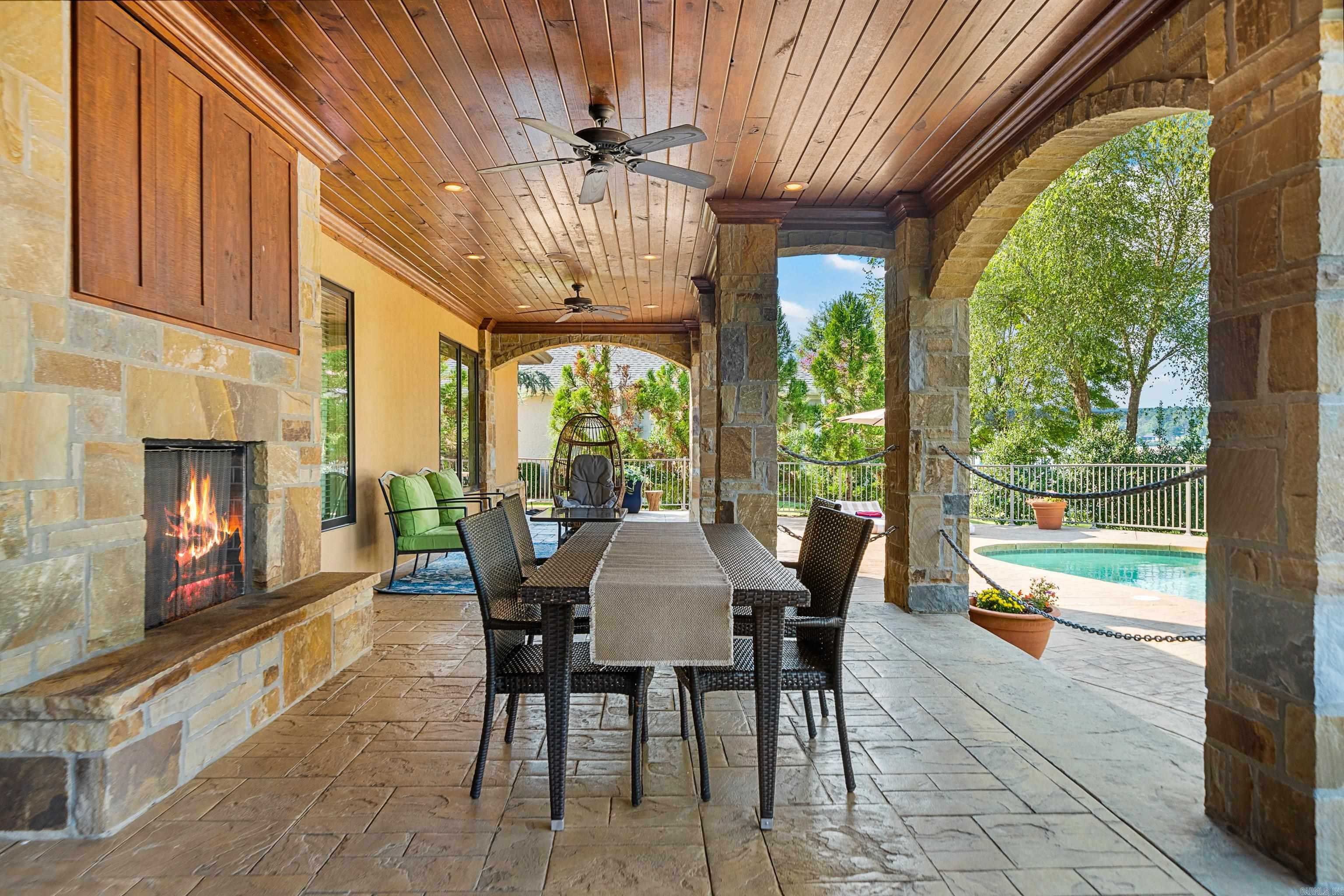 OAK SHORES ESTATES - Residential