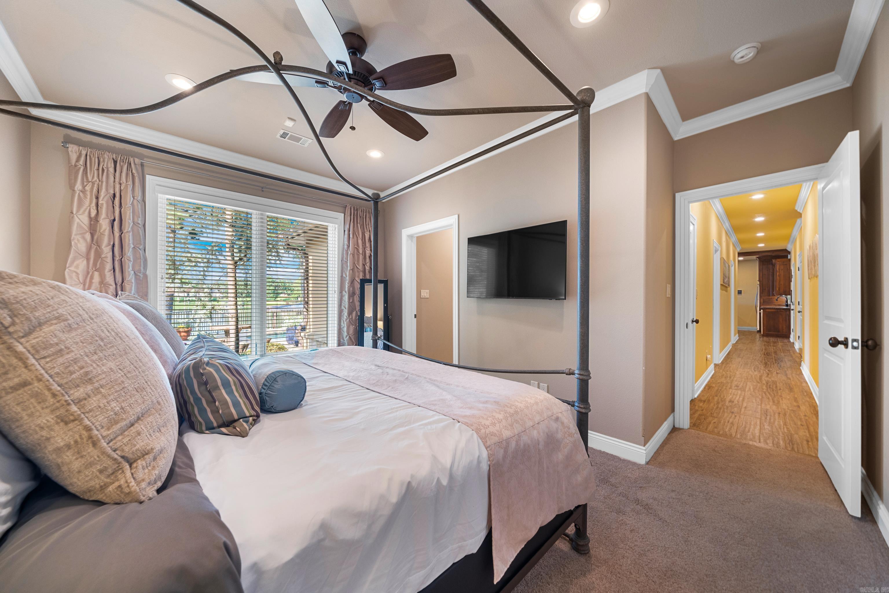 OAK SHORES ESTATES - Residential