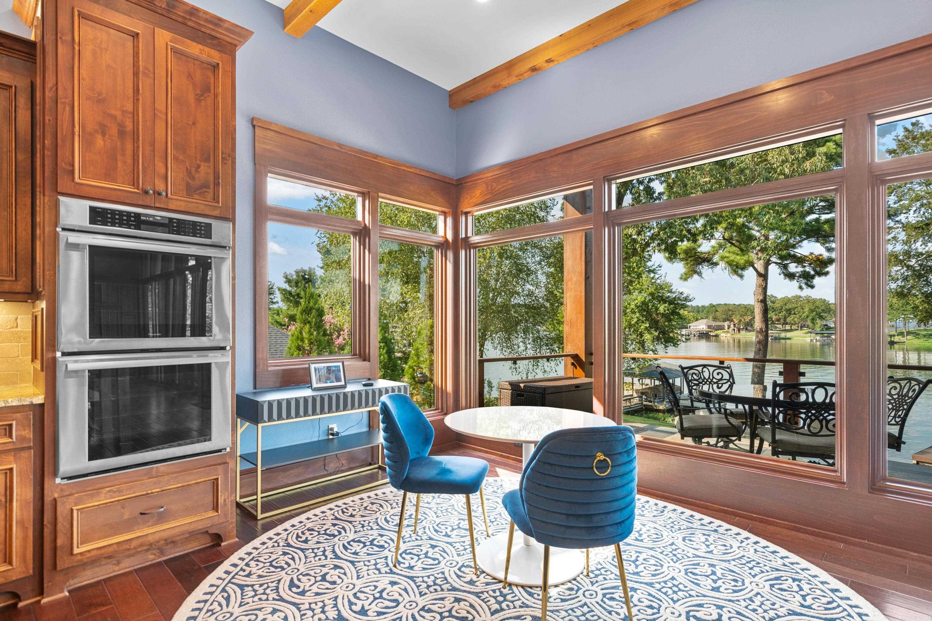 OAK SHORES ESTATES - Residential