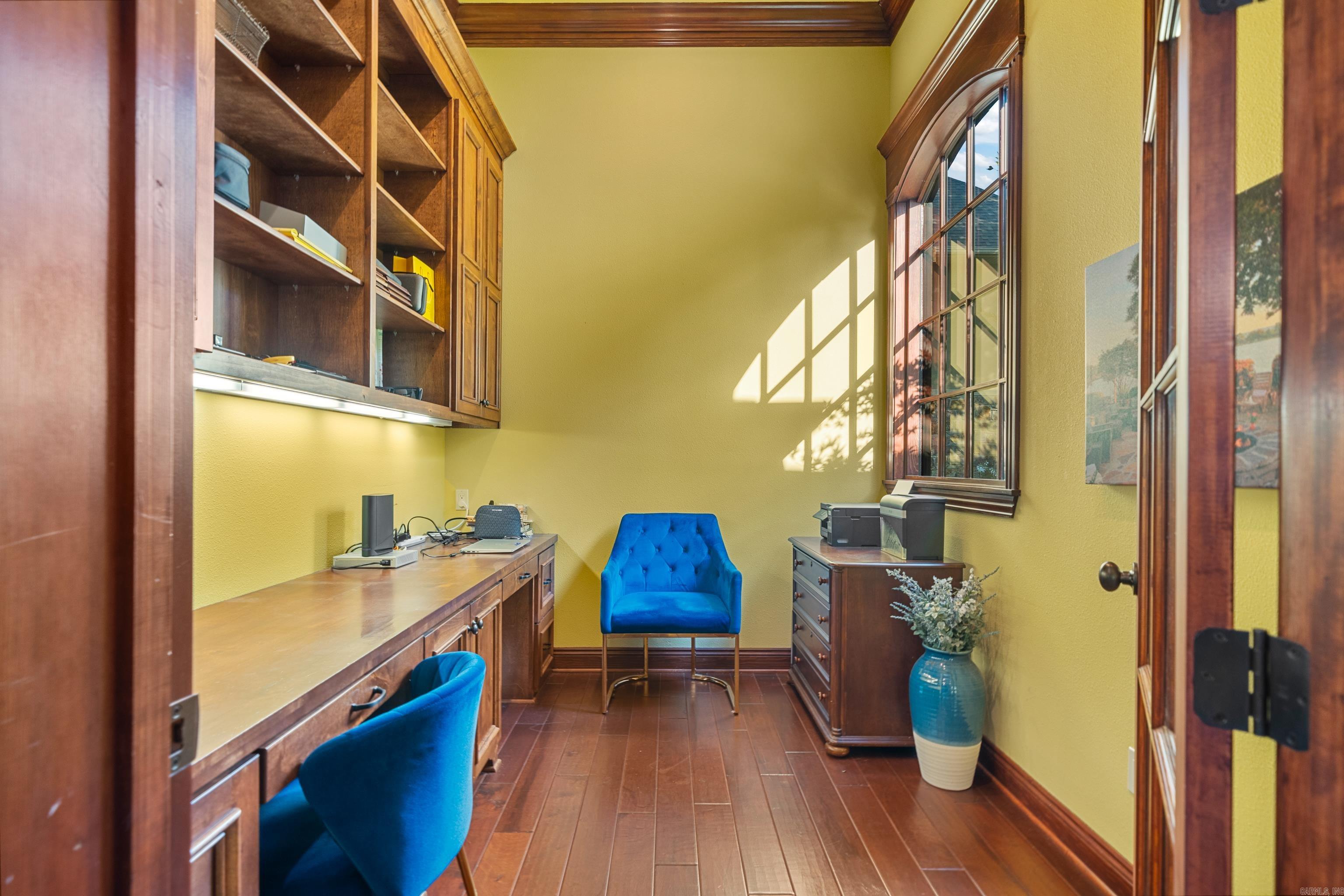 OAK SHORES ESTATES - Residential