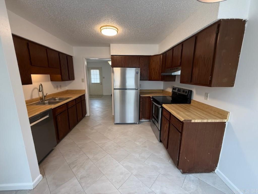 Metes & Bounds - Residential Lease