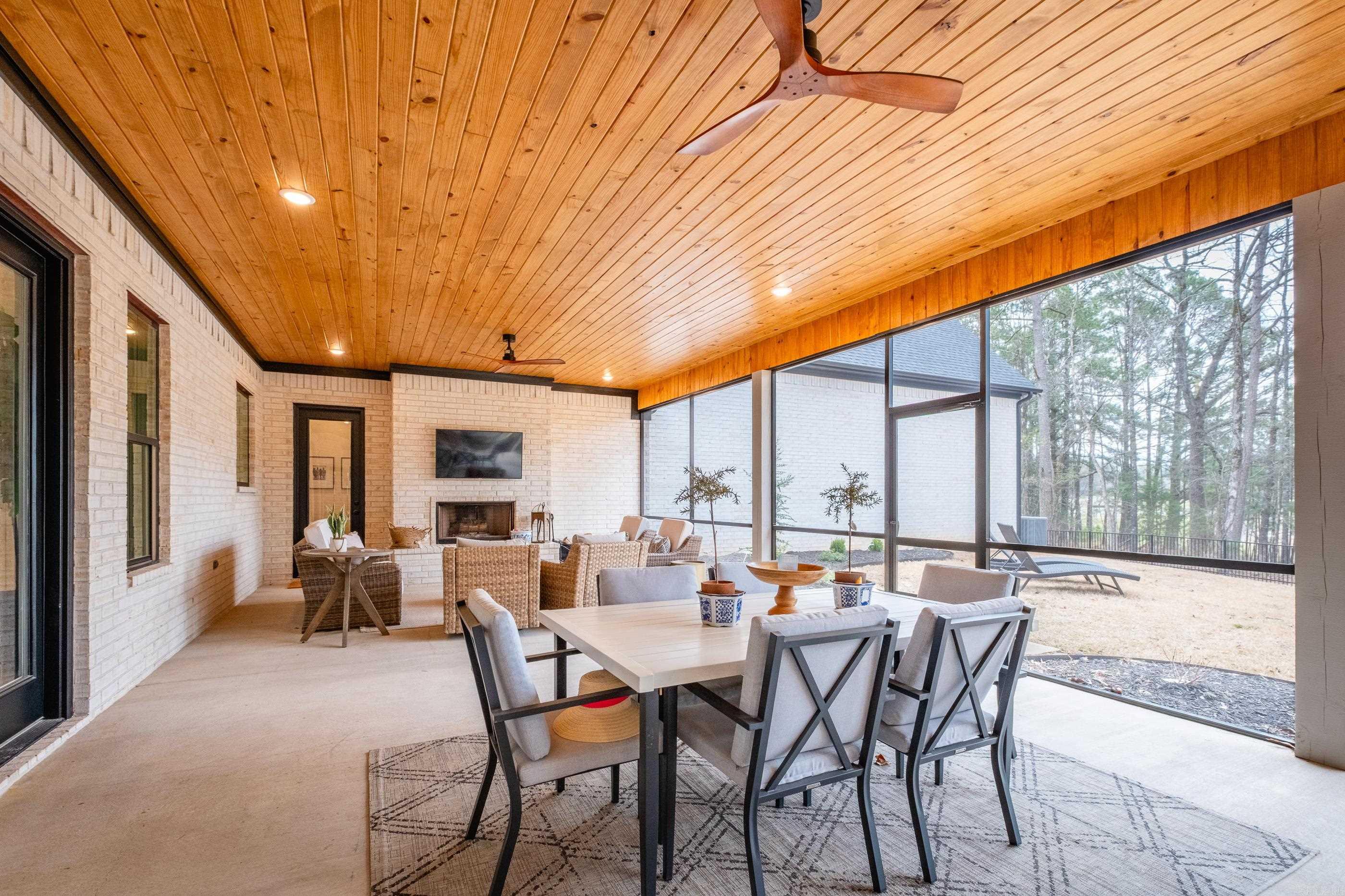 SUNGATE SUBDIVISION - Residential