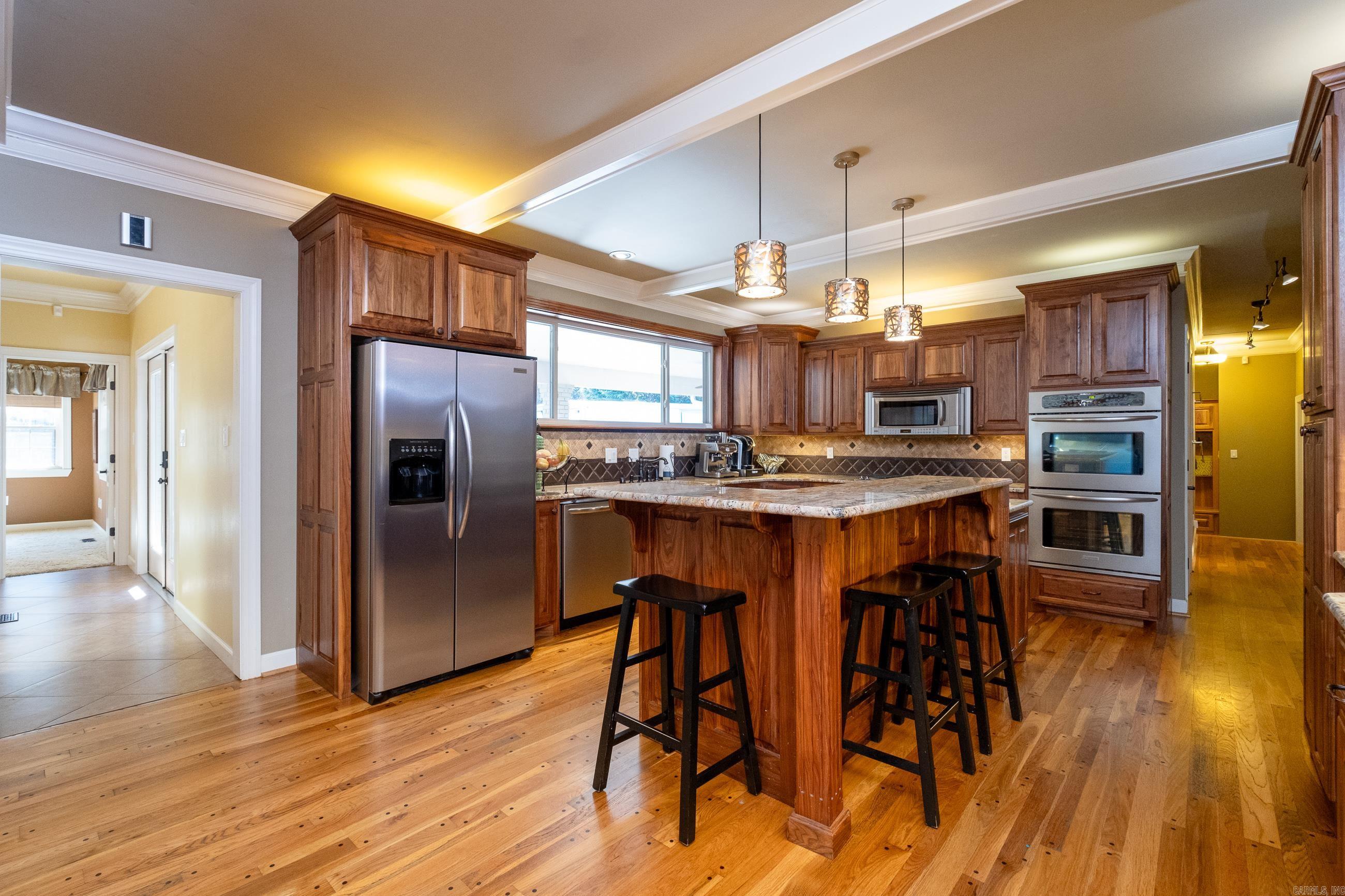 EAST PALISADES - Residential