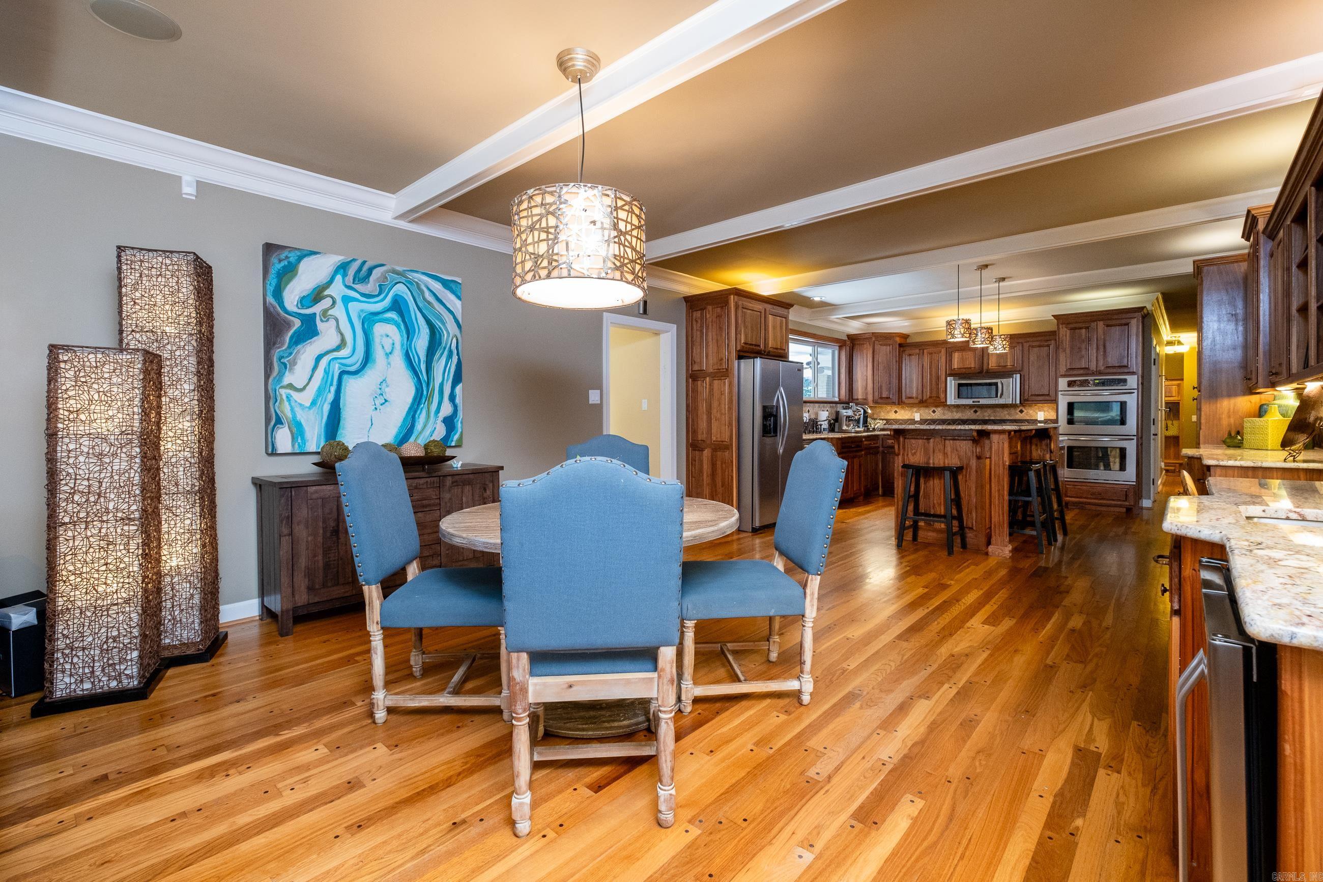 EAST PALISADES - Residential