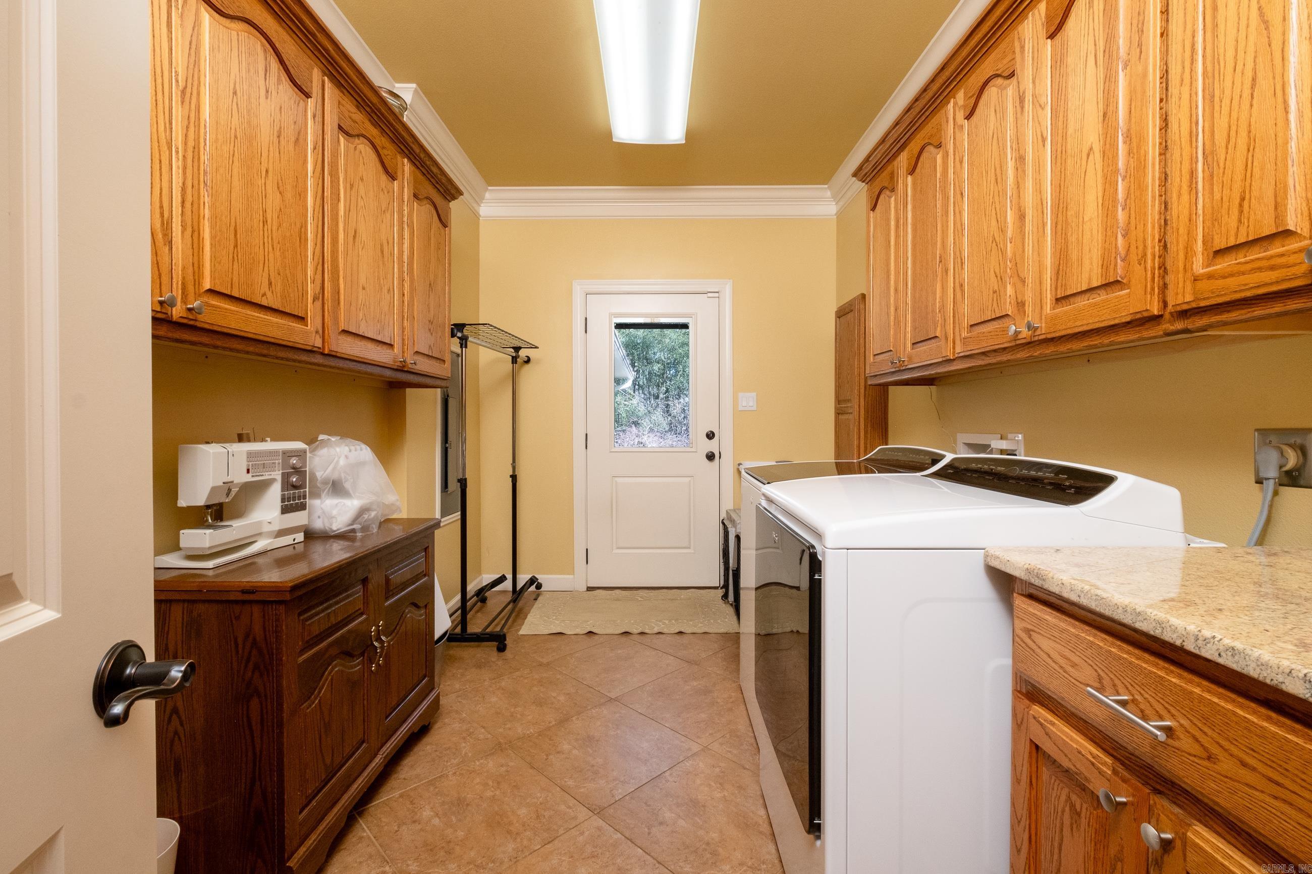 EAST PALISADES - Residential