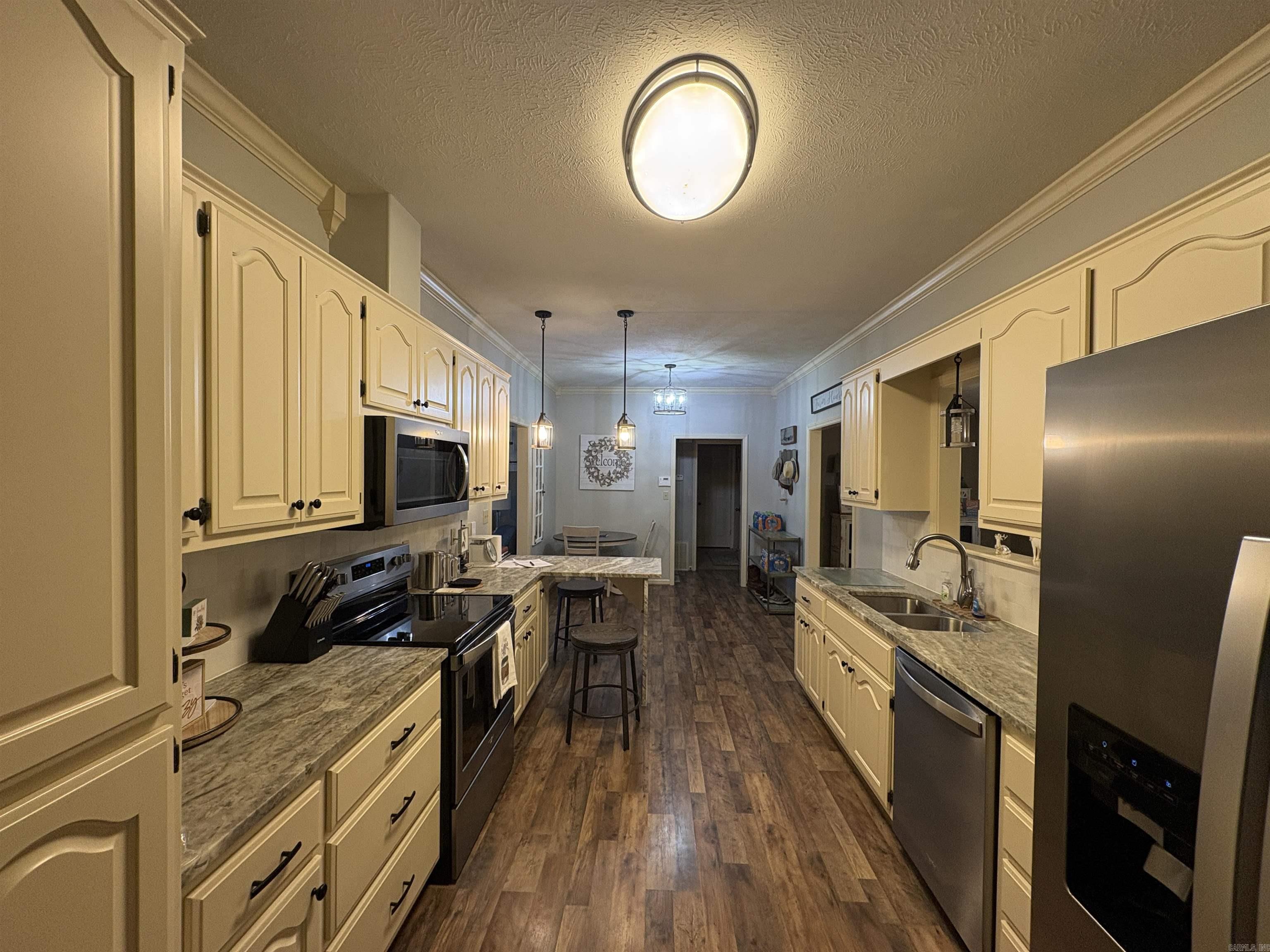 VALLEY ELMS S/D - Residential