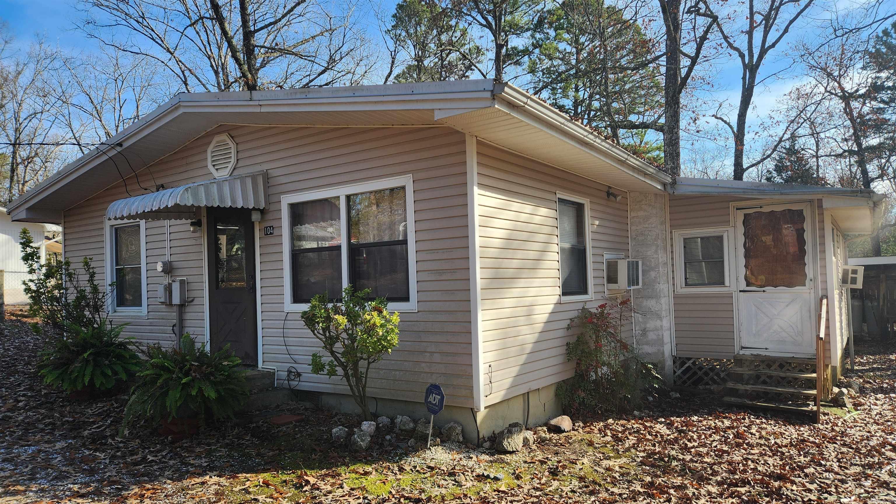 Lake life living about one mile to Lake Ouachita just off Hwy 298 on the North side in Buckville area. This bungalow style setting is sitting on a 0.27 acre lot. Perfect for a weekend getaway. Two bedrooms, one bath, with an extra room that could be a sunroom or a third bedroom. Chain link fence surrounds the property to keep your furry friends safe. There is a carport for boat storage. 10 x 14 storage building. House has a metal roof. City water. Close to National Forest. Ready for you to come and enjoy living in this peaceful area.