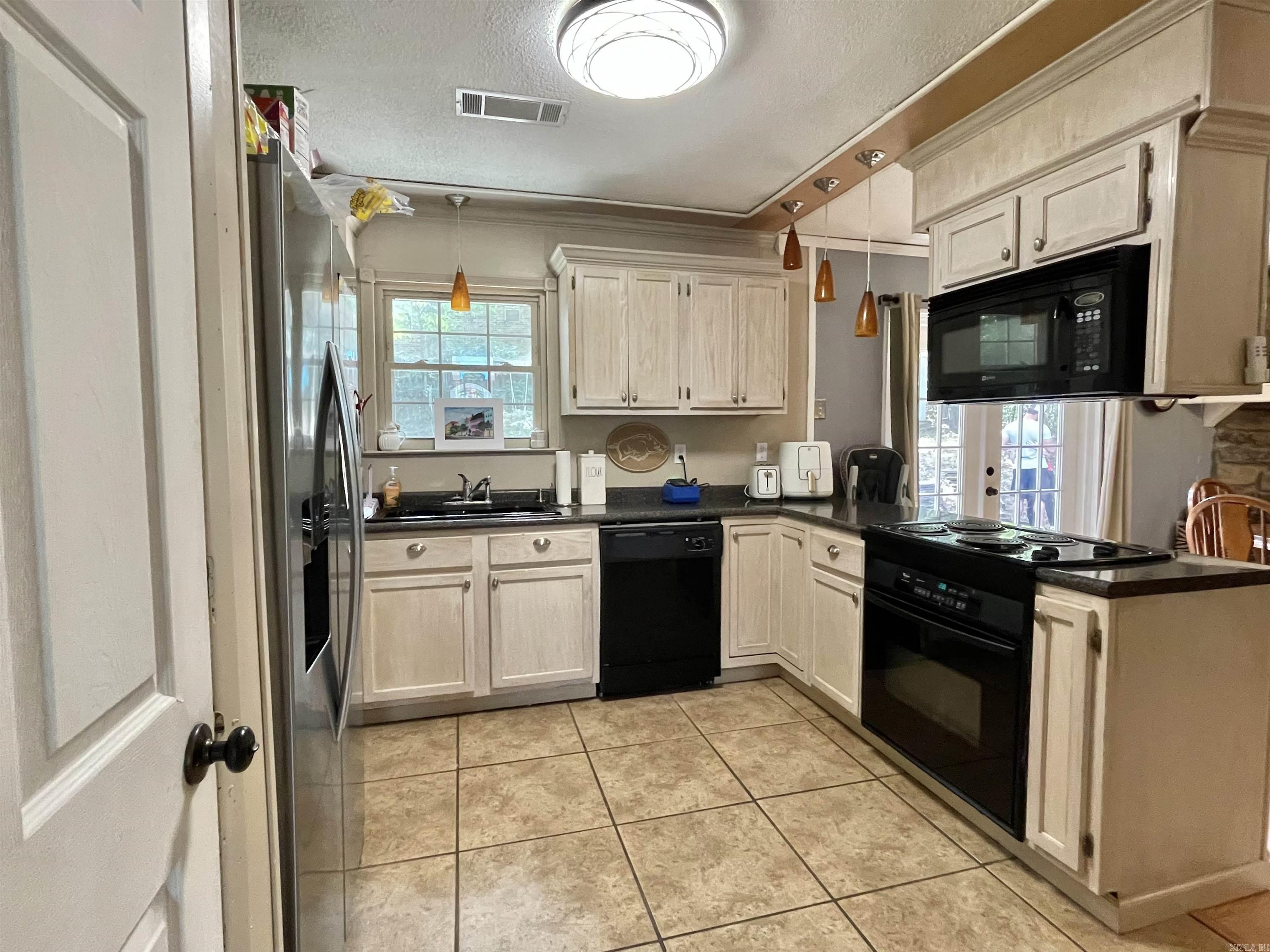 WALTON HEIGHTS - Residential