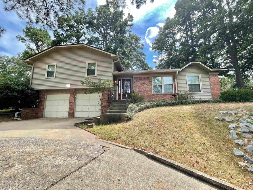 LOCATION!!!  LOCATION!!!!  LOCATION!!!!   Beautiful split level home in a wonderful neighborhood in ROBERTS SCHOOL DISTRICT!!!!!  Situated on the hill for a great view and added privacy.  Fully fenced backyard. This home boasts a large living room, dining room and kitchen.  You will love having plenty of room for entertaining and family gatherings.  You will also love snuggling up next to the beautiful fireplace on those cold winter nights!!  Close to shopping and great restaurants, this location has it all.  This home also has a NEW ROOF 2024!!! Don't miss this awesome home!!  Call and schedule your showing today!!!!