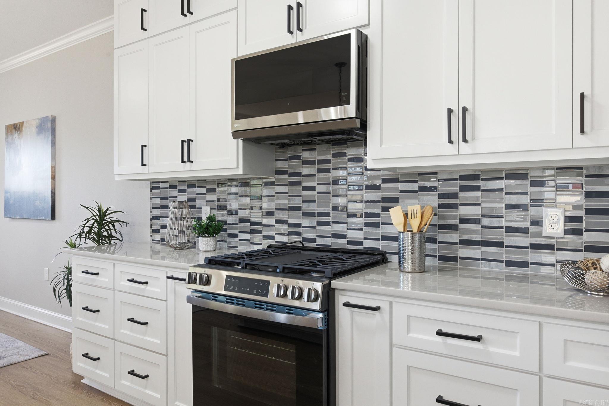 VALLEY VIEW - Residential