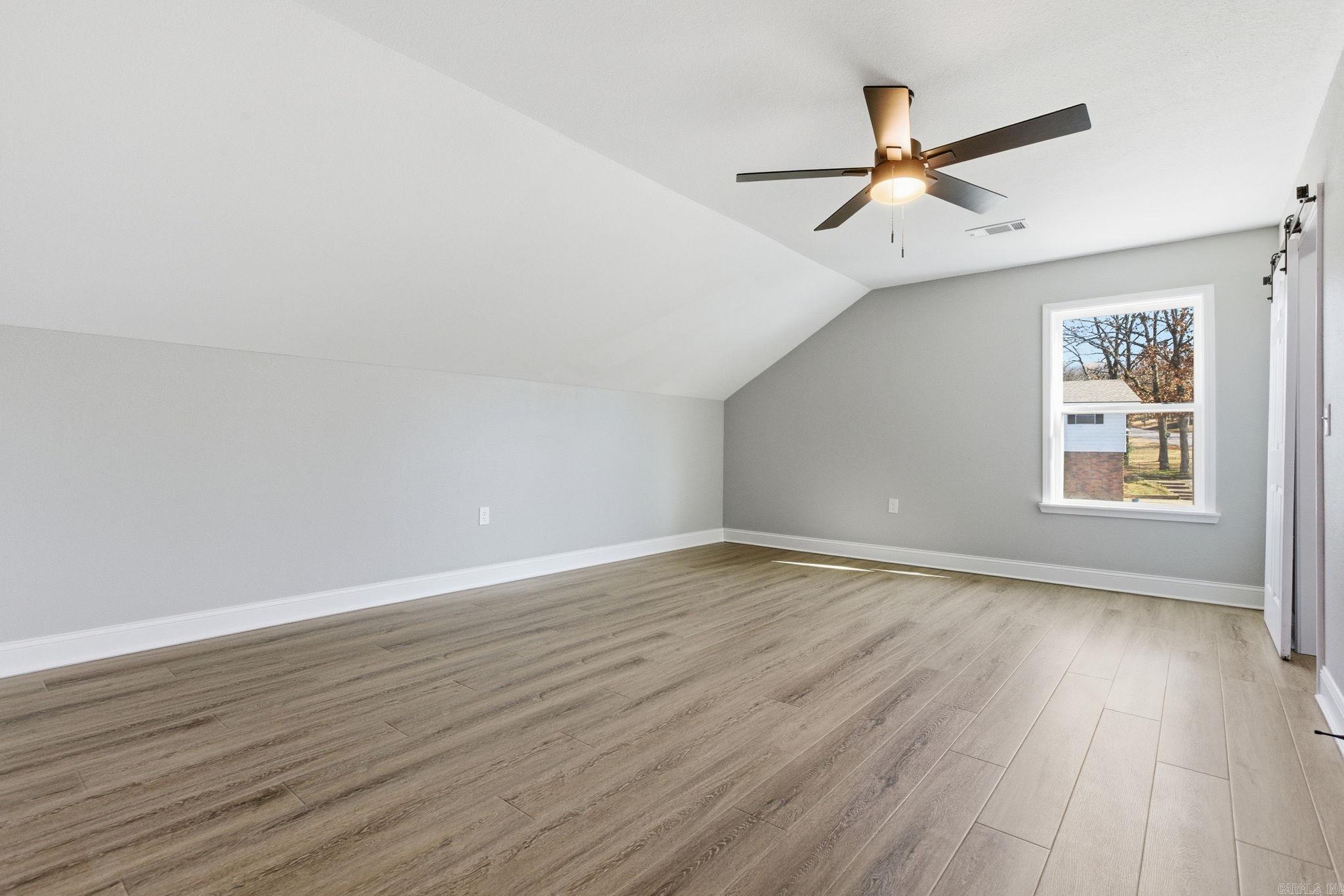 VALLEY VIEW - Residential