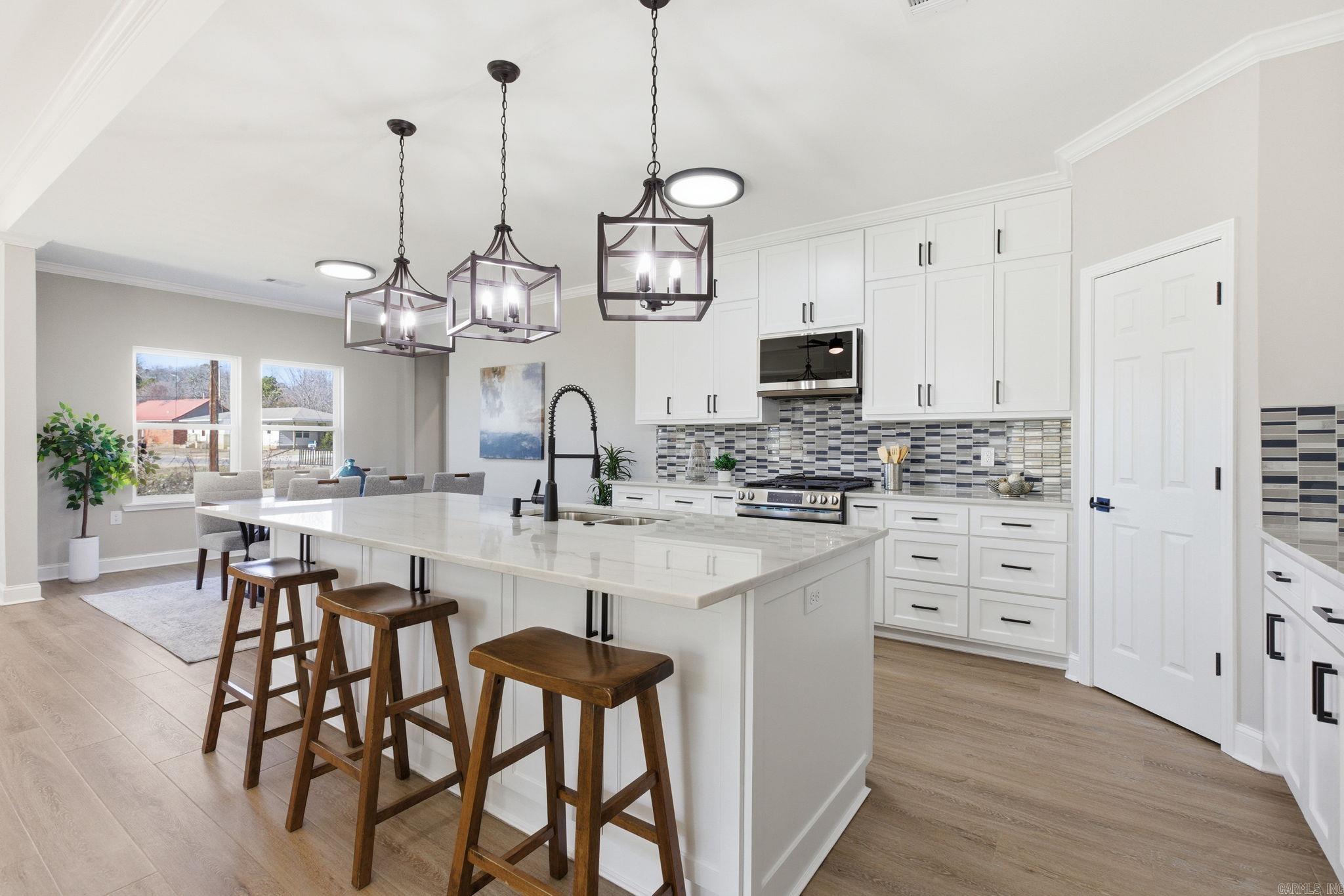 VALLEY VIEW - Residential