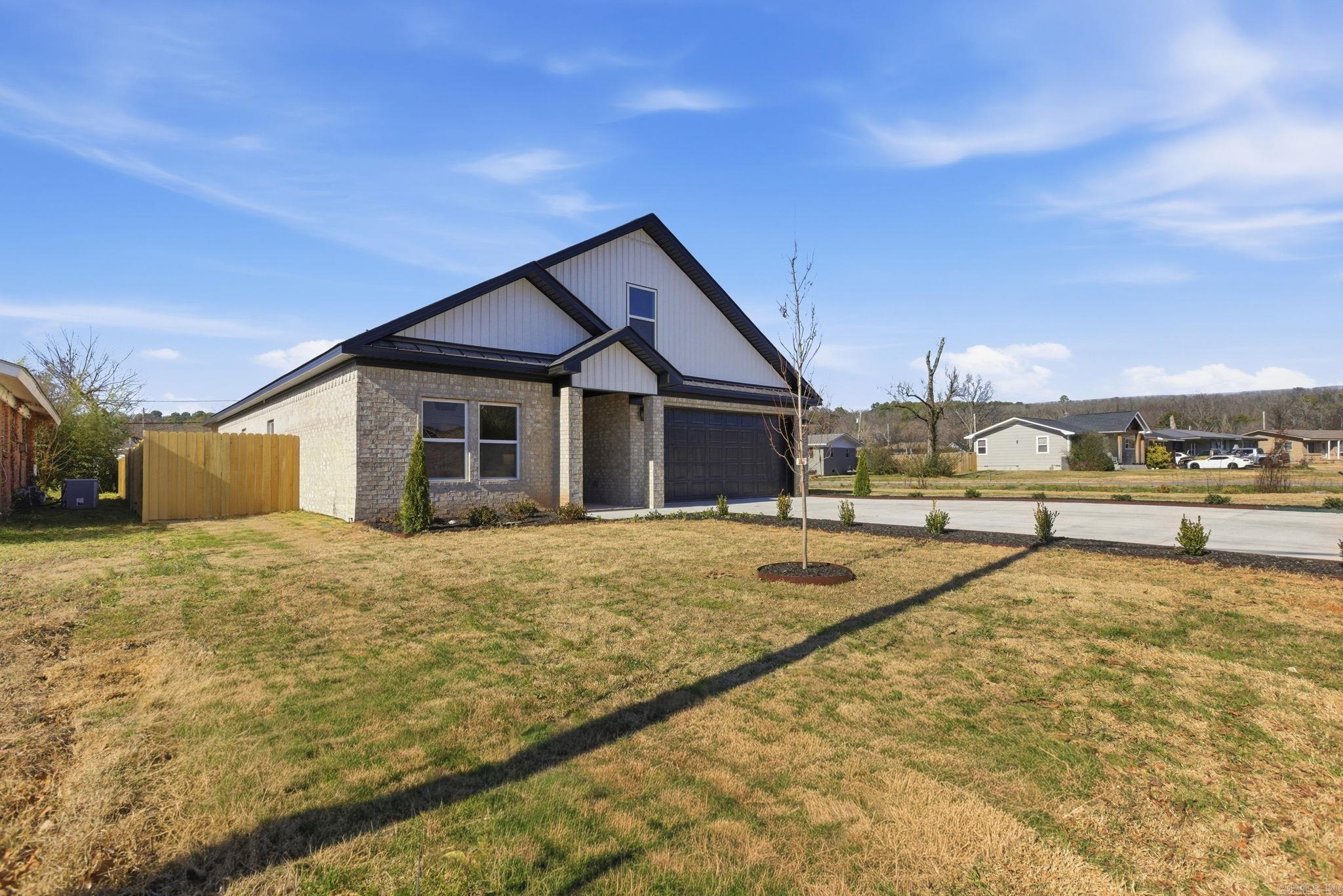 VALLEY VIEW - Residential