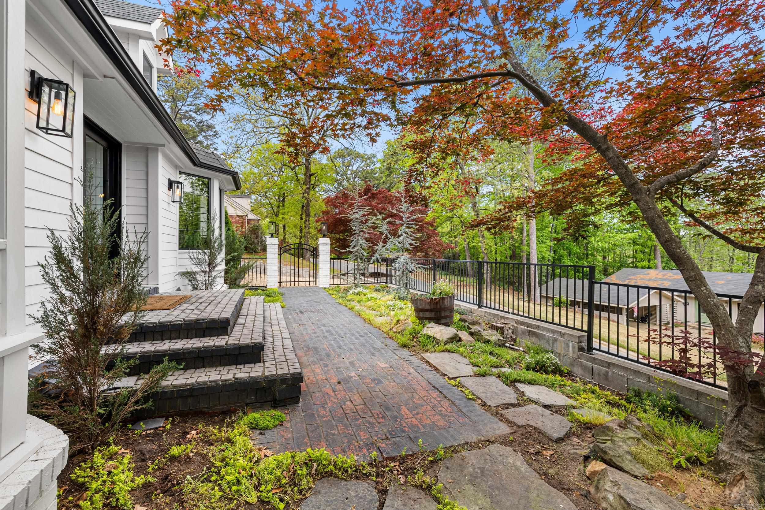 FOXCROFT - Residential