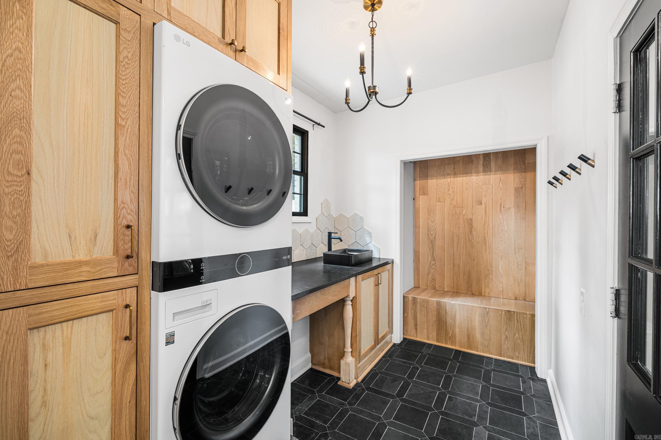 FOXCROFT - Residential