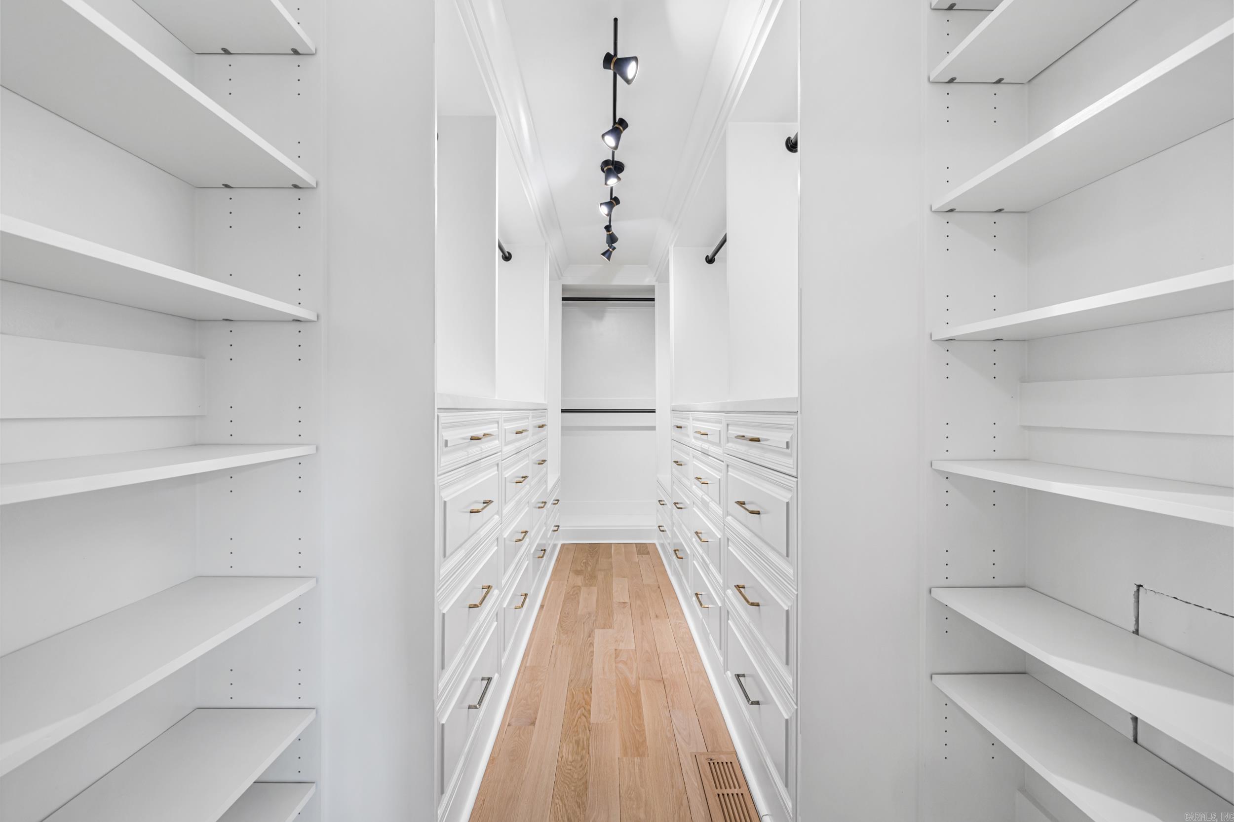 FOXCROFT - Residential