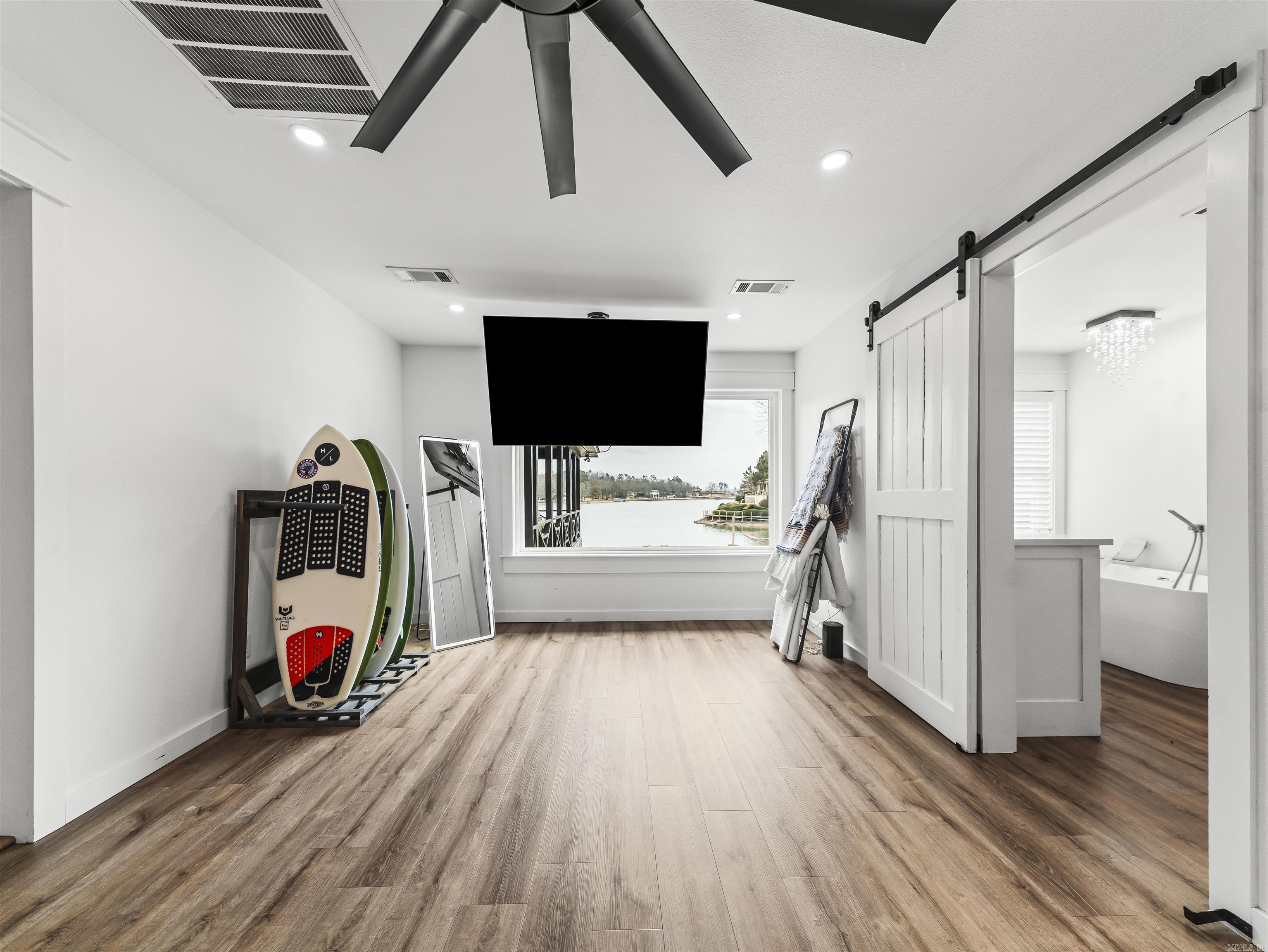 SHORE ACRES - Residential