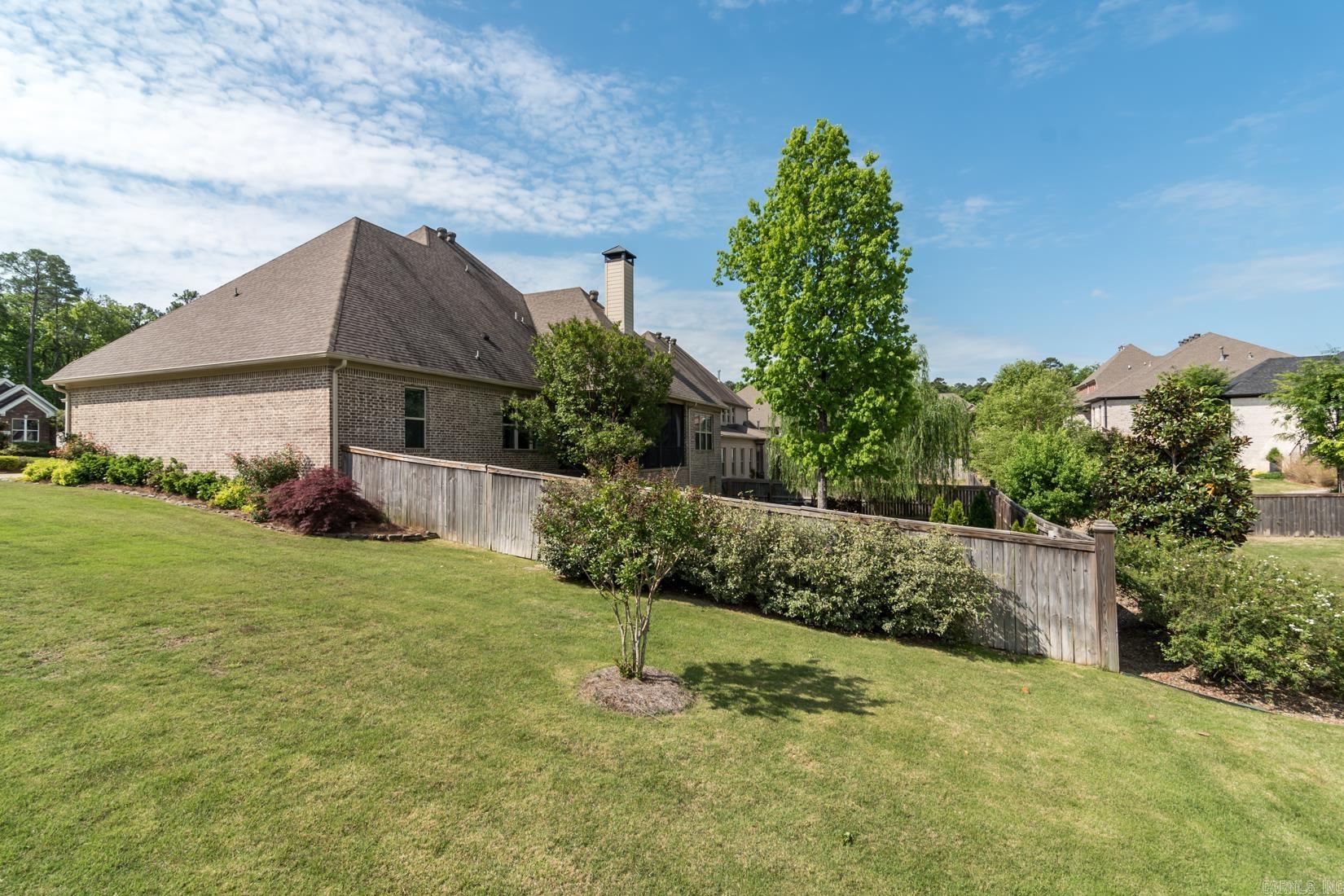 CHENAL VALLEY "MIRABEL COURT" - Residential