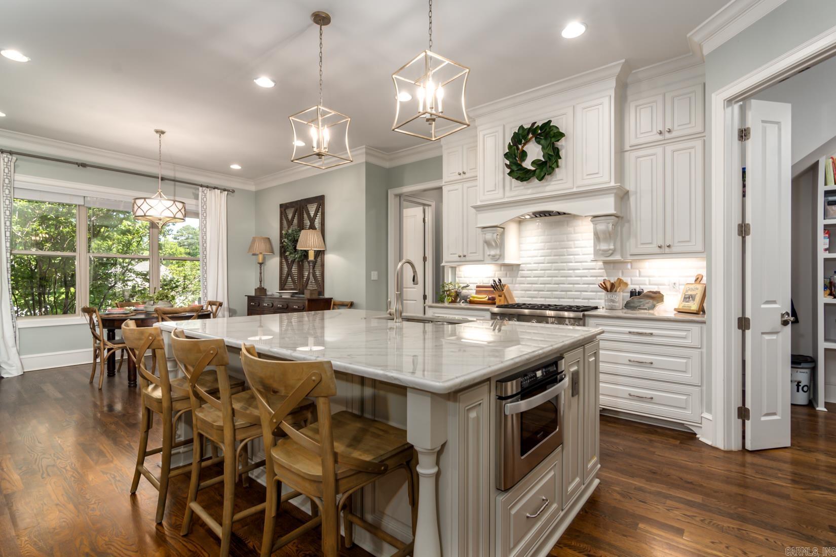 CHENAL VALLEY "MIRABEL COURT" - Residential