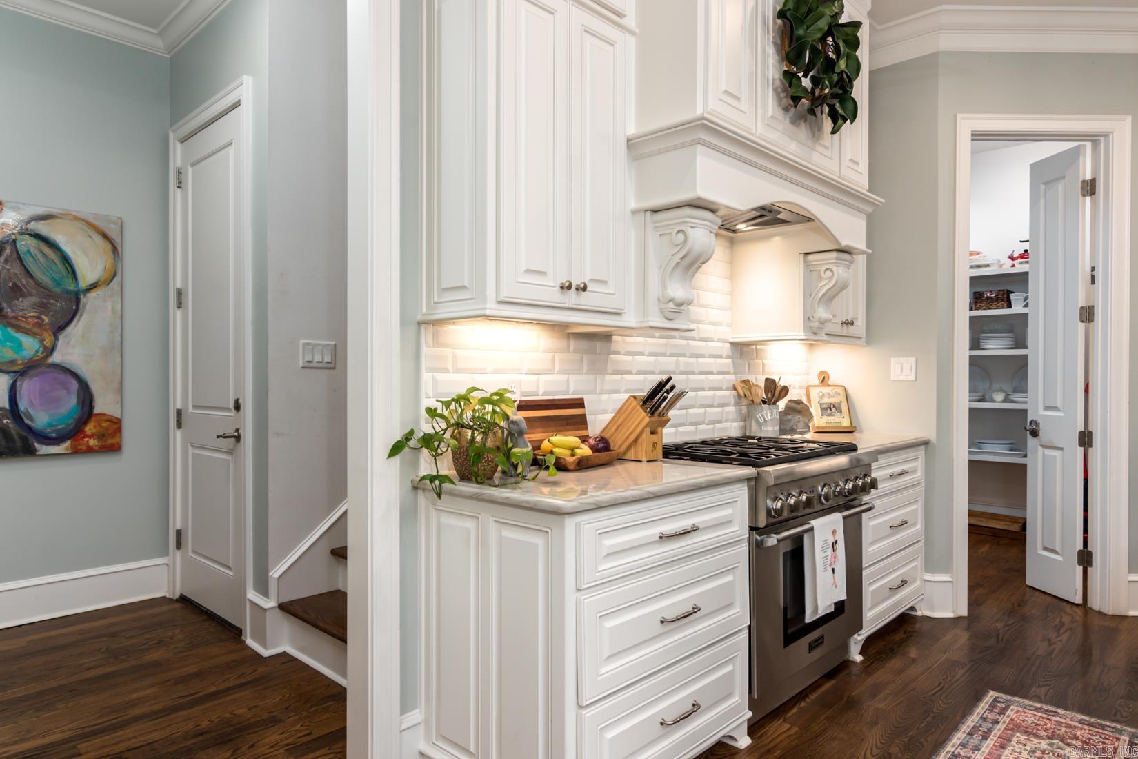 CHENAL VALLEY "MIRABEL COURT" - Residential