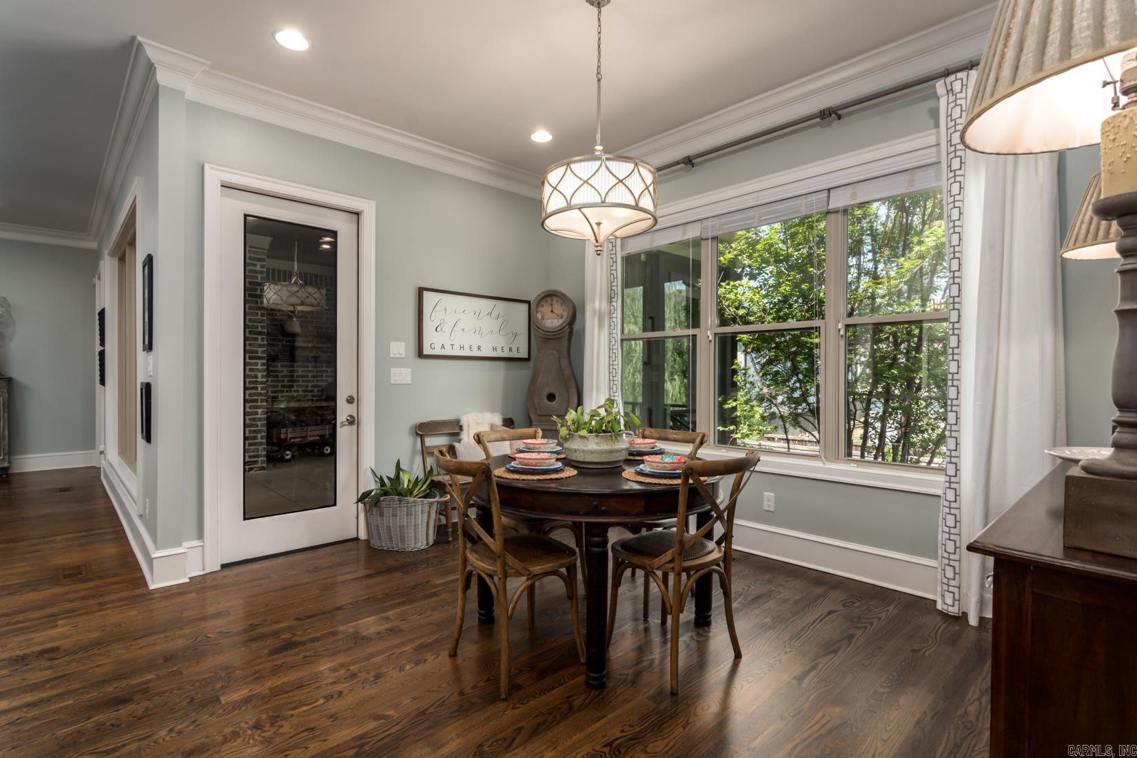 CHENAL VALLEY "MIRABEL COURT" - Residential