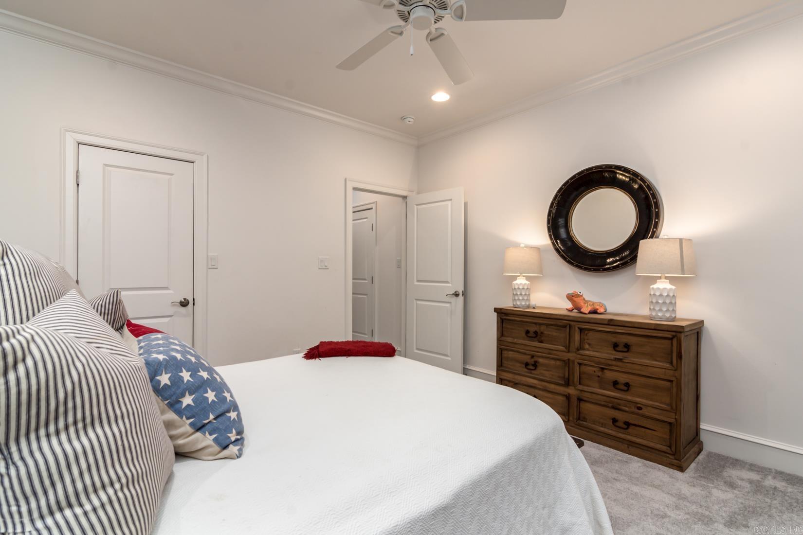 CHENAL VALLEY "MIRABEL COURT" - Residential