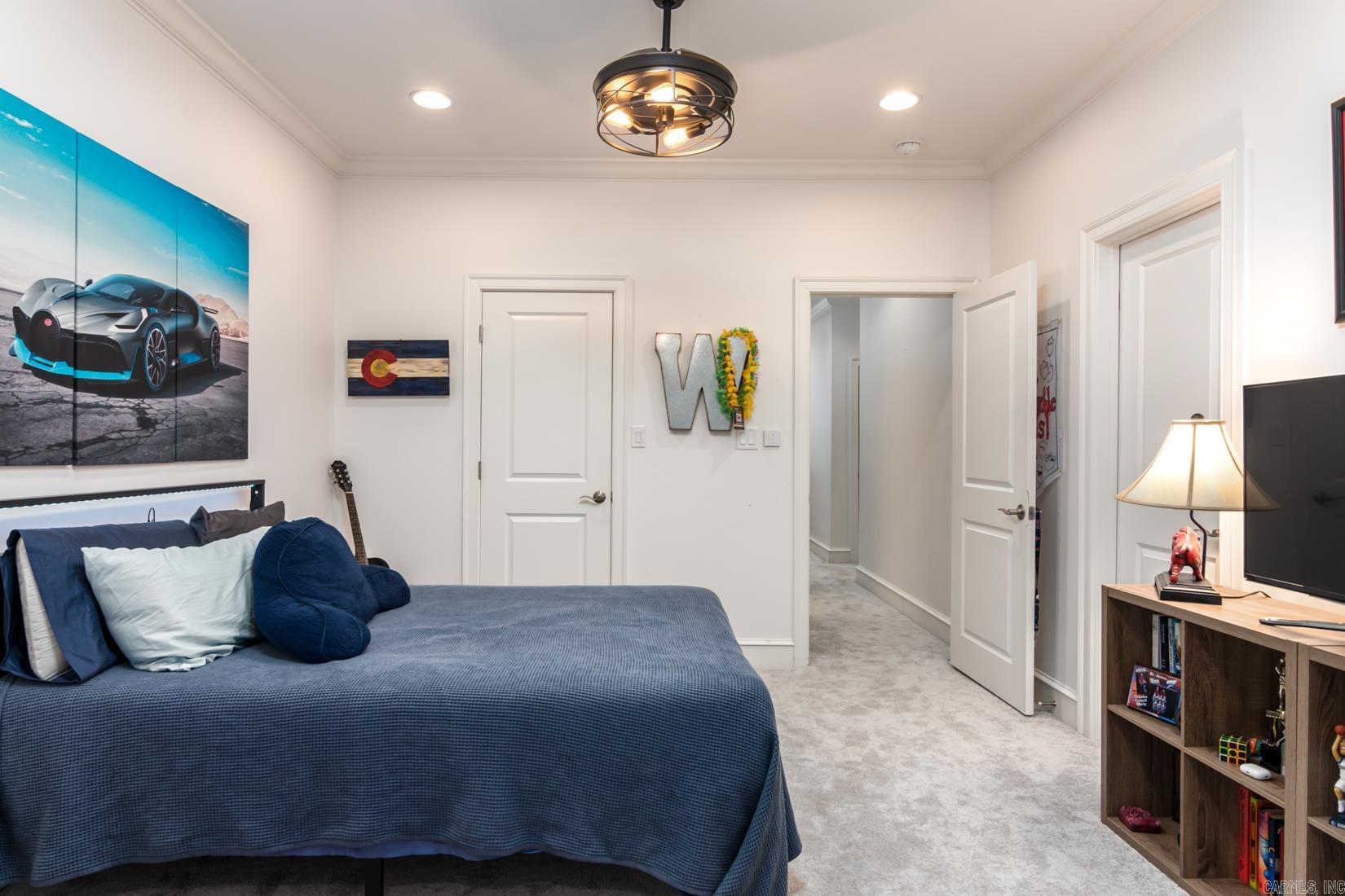 CHENAL VALLEY "MIRABEL COURT" - Residential