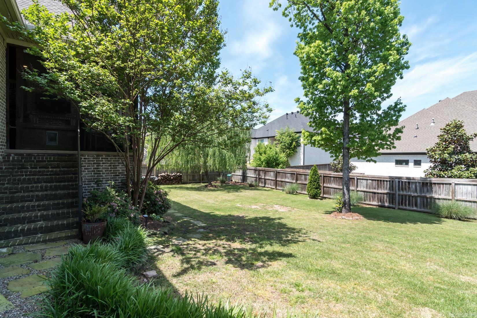 CHENAL VALLEY "MIRABEL COURT" - Residential